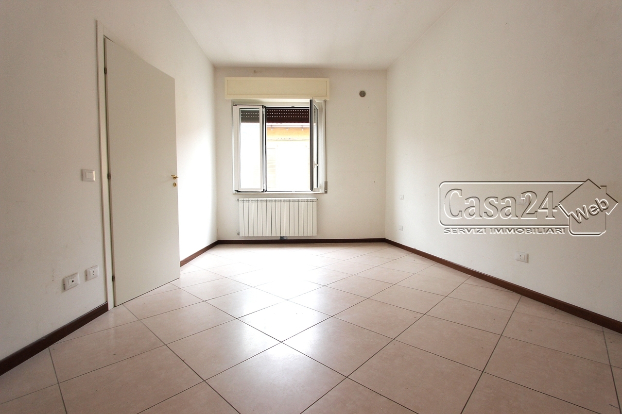 Immagine 13 di Trilocale in affitto  in Viale Villoresi a Nerviano