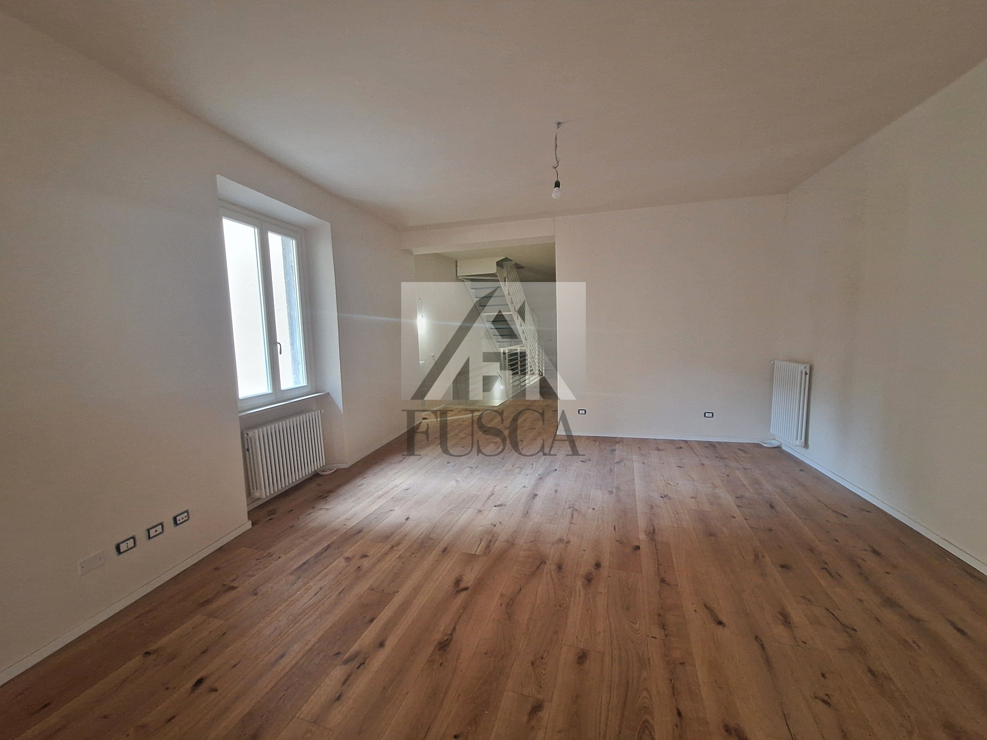 Immagine 4 di Pentalocale in vendita  in Via San Paolino a Lucca