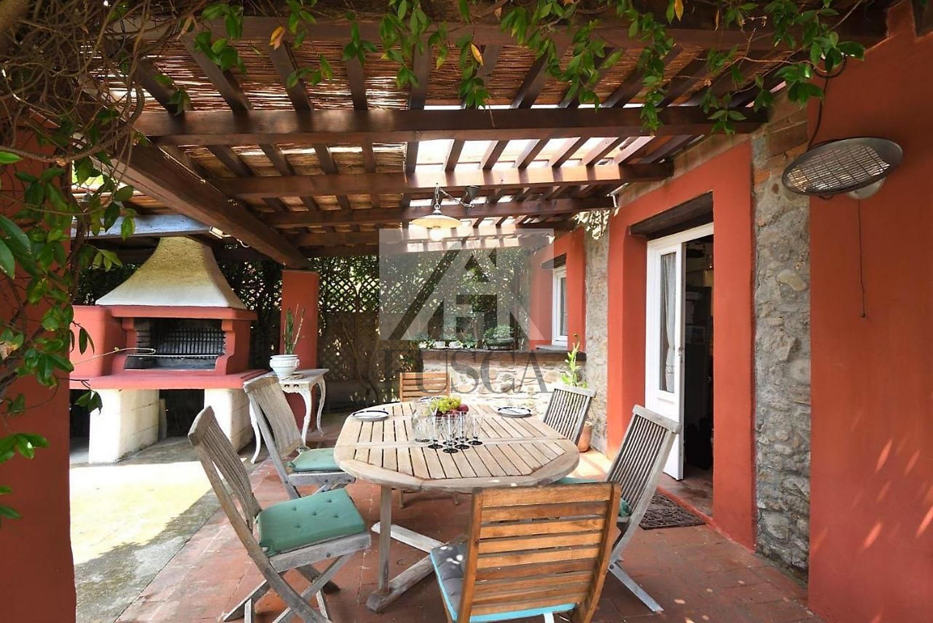 Immagine 12 di Villa in vendita  in Via Barsotto a Lucca