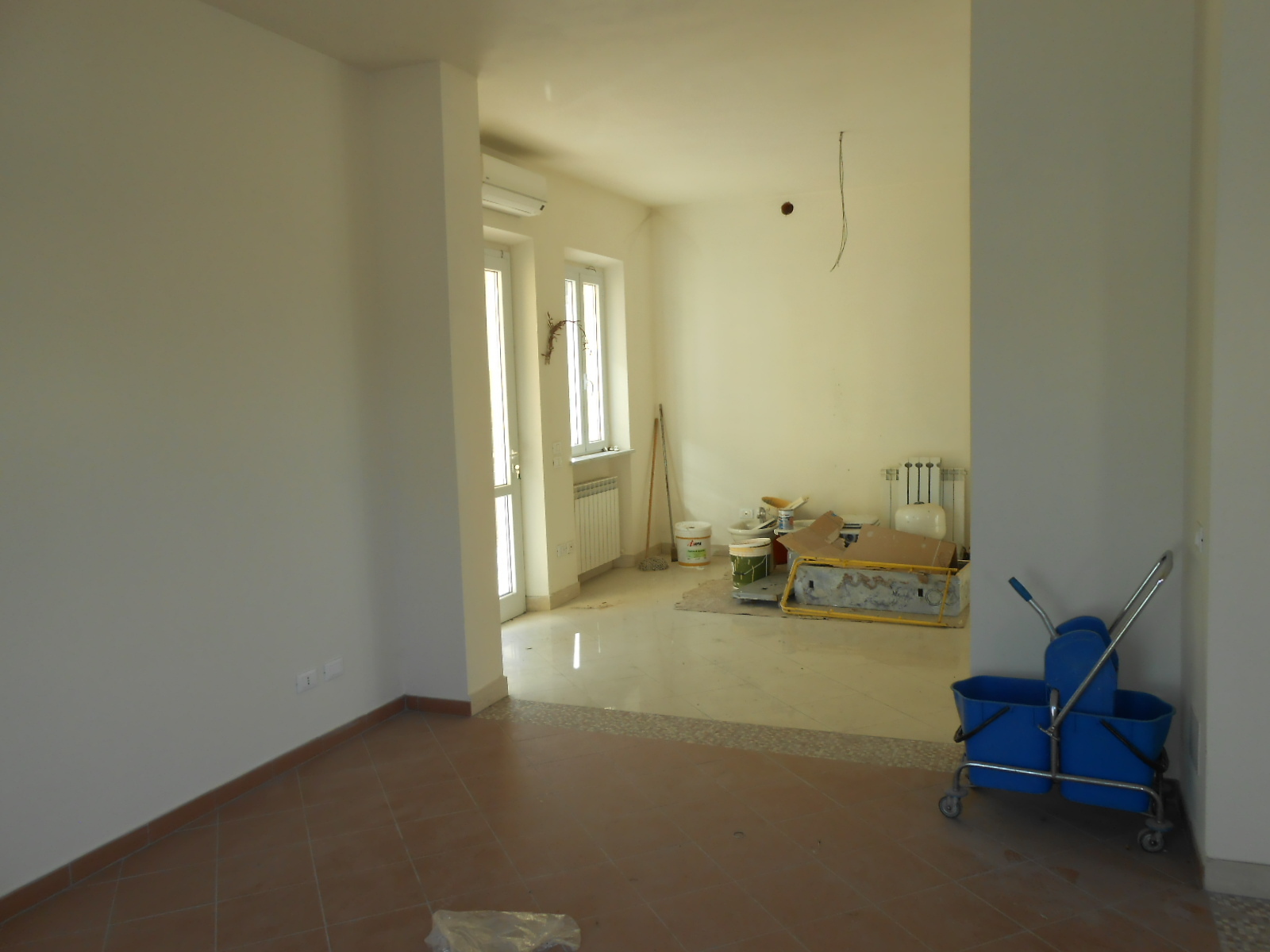 Immagine 5 di Attività artigianale in vendita  in Viale San Concordio a Lucca