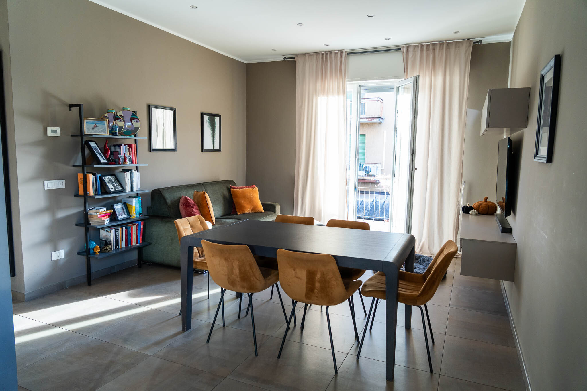 Immagine 11 di Quadrilocale in vendita  in Viale San Gottardo a Rimini