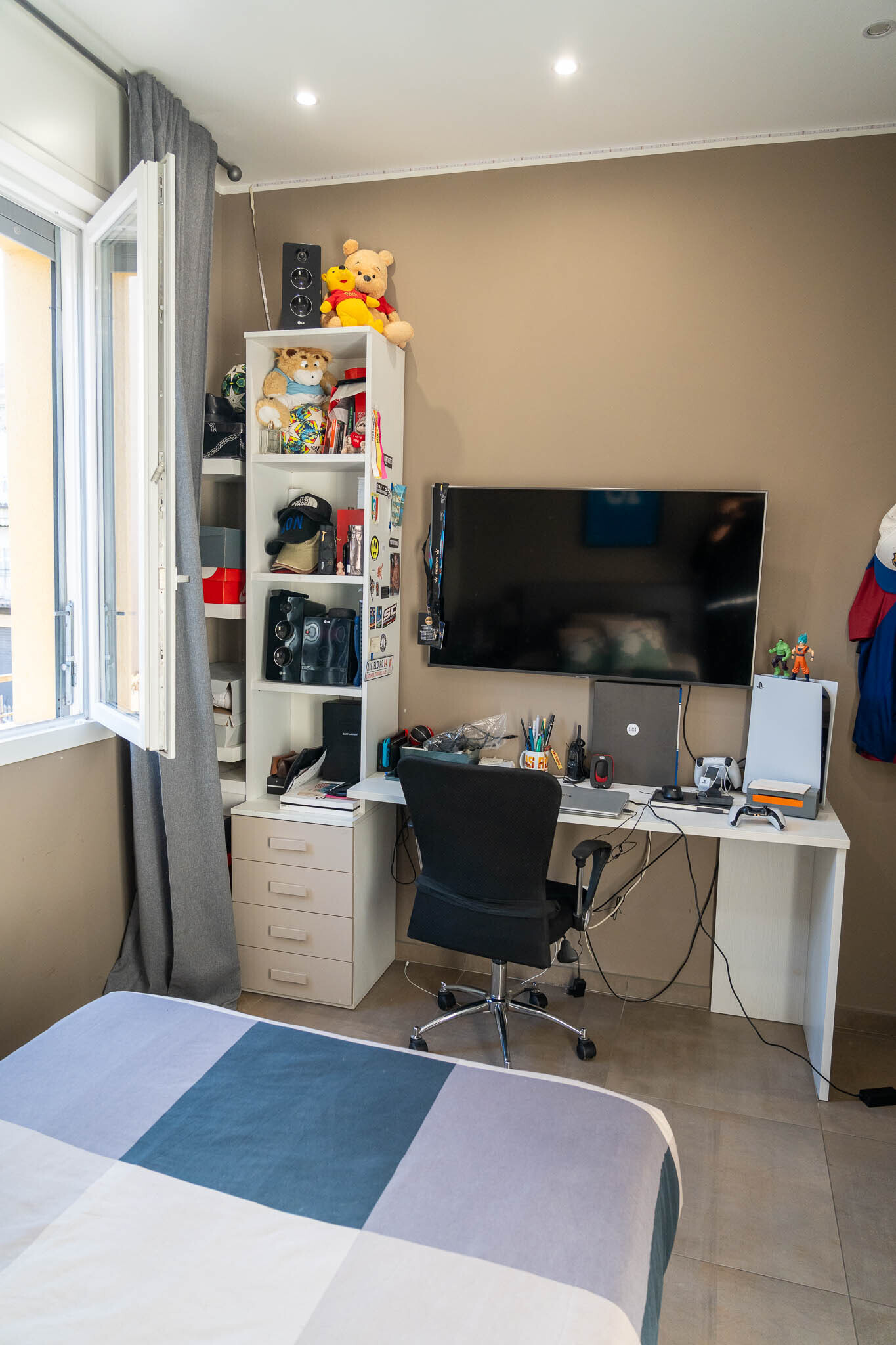 Immagine 40 di Quadrilocale in vendita  in Viale San Gottardo a Rimini