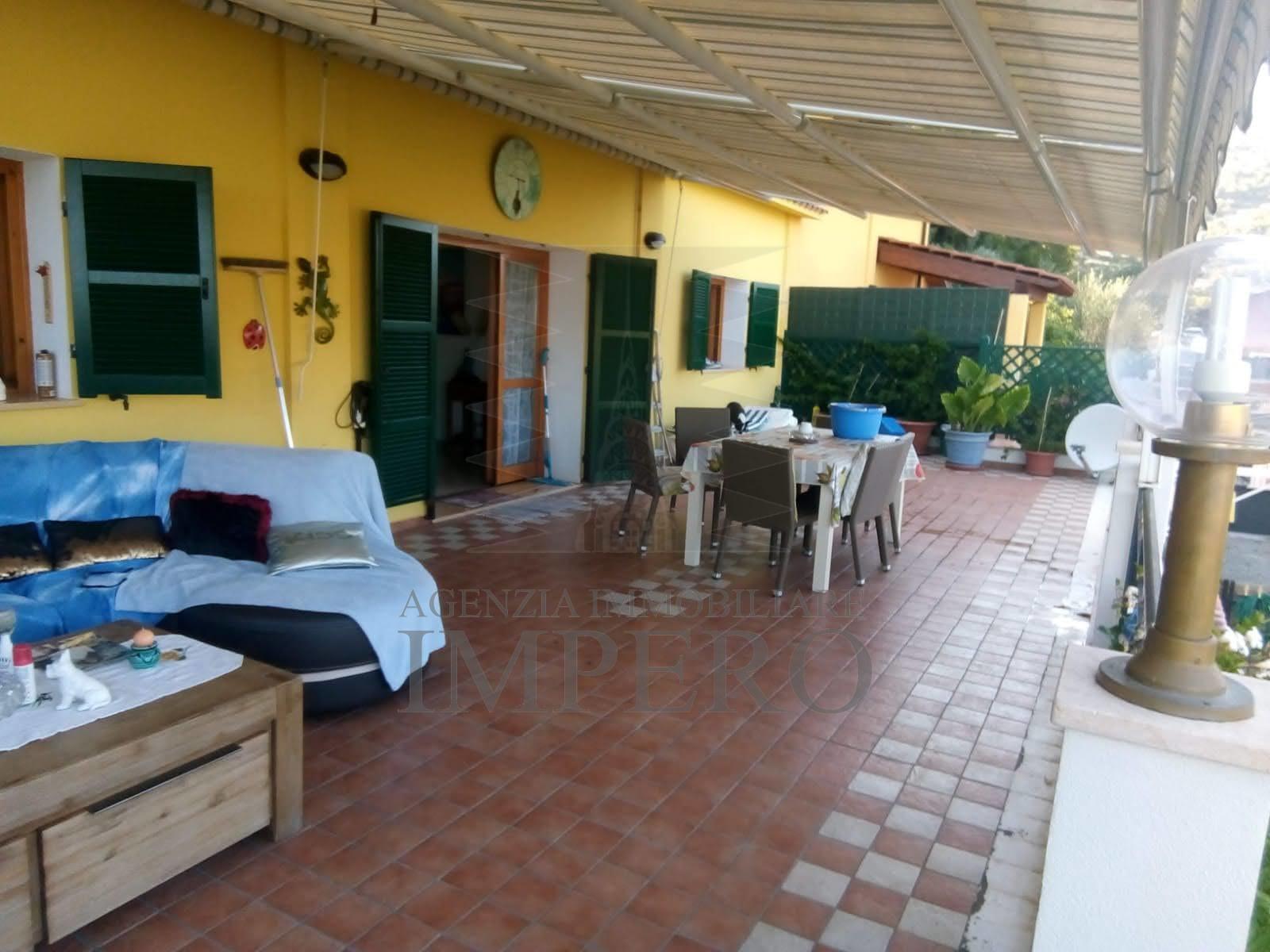 Immagine 8 di Porzione di casa in vendita  in Via Sant'Anna 111 a Ventimiglia