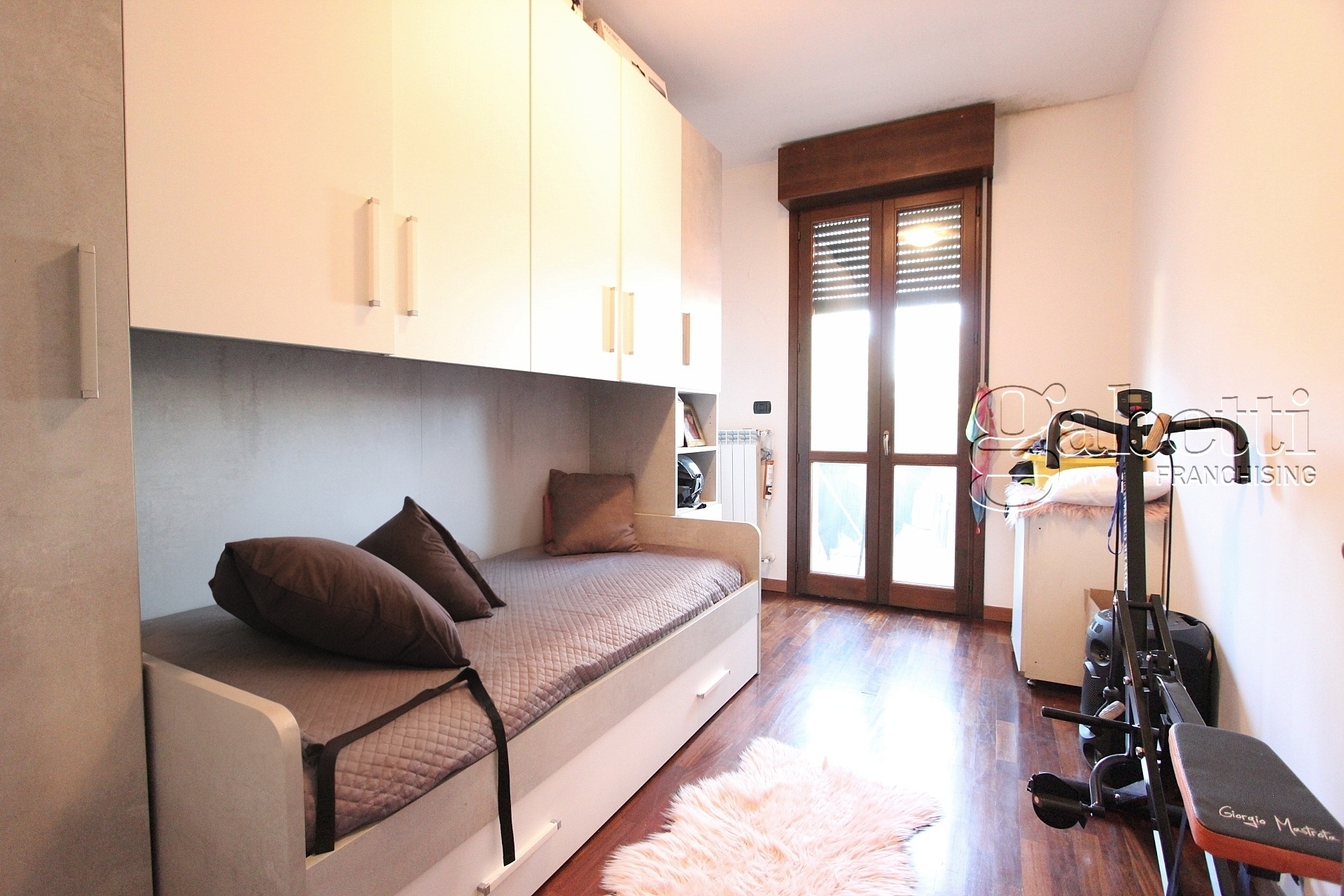 Immagine 18 di Trilocale in vendita  in giacomo leopardi a Lainate