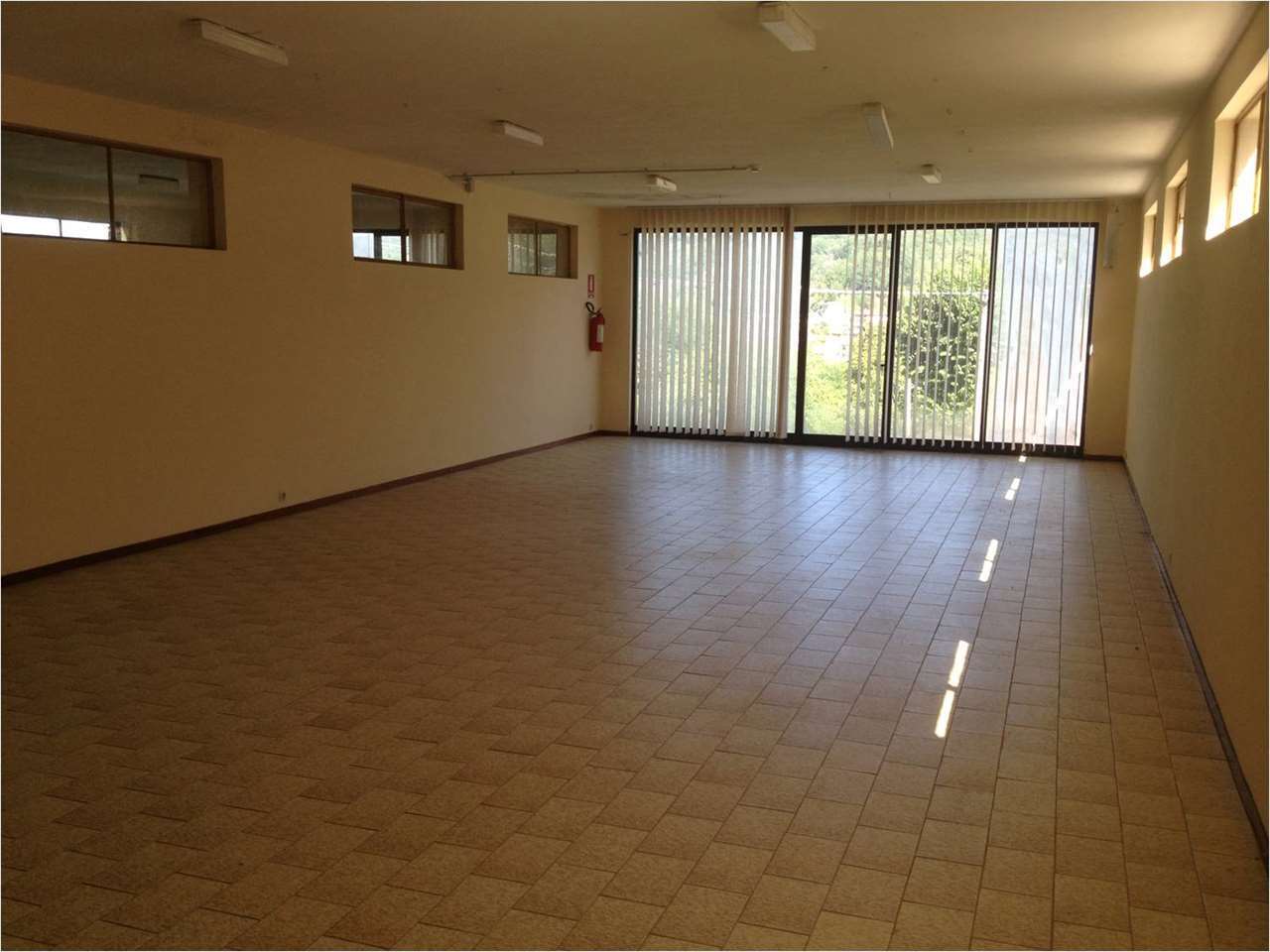 Immagine 4 di Capannone industriale in vendita  in Via Pesciatina a Lucca