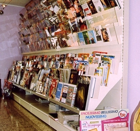 Immagine 5 di Attività commerciale in vendita  in Via Fillungo a Lucca