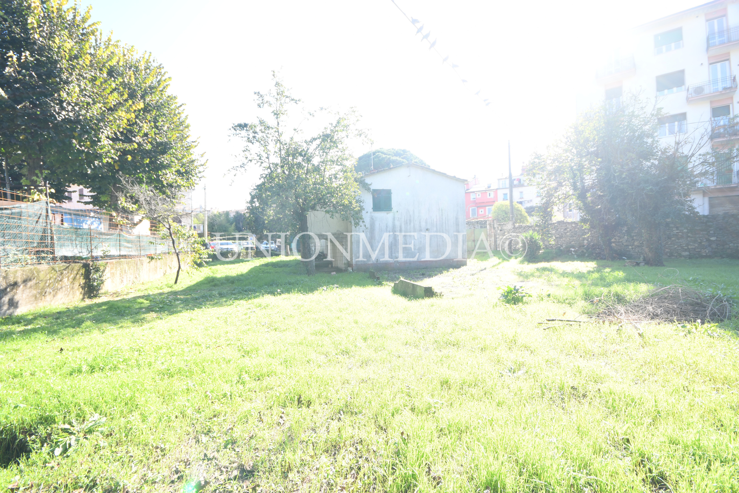 Immagine 11 di Rustico / casale in vendita  in Via Circonvallazione a Sarzana