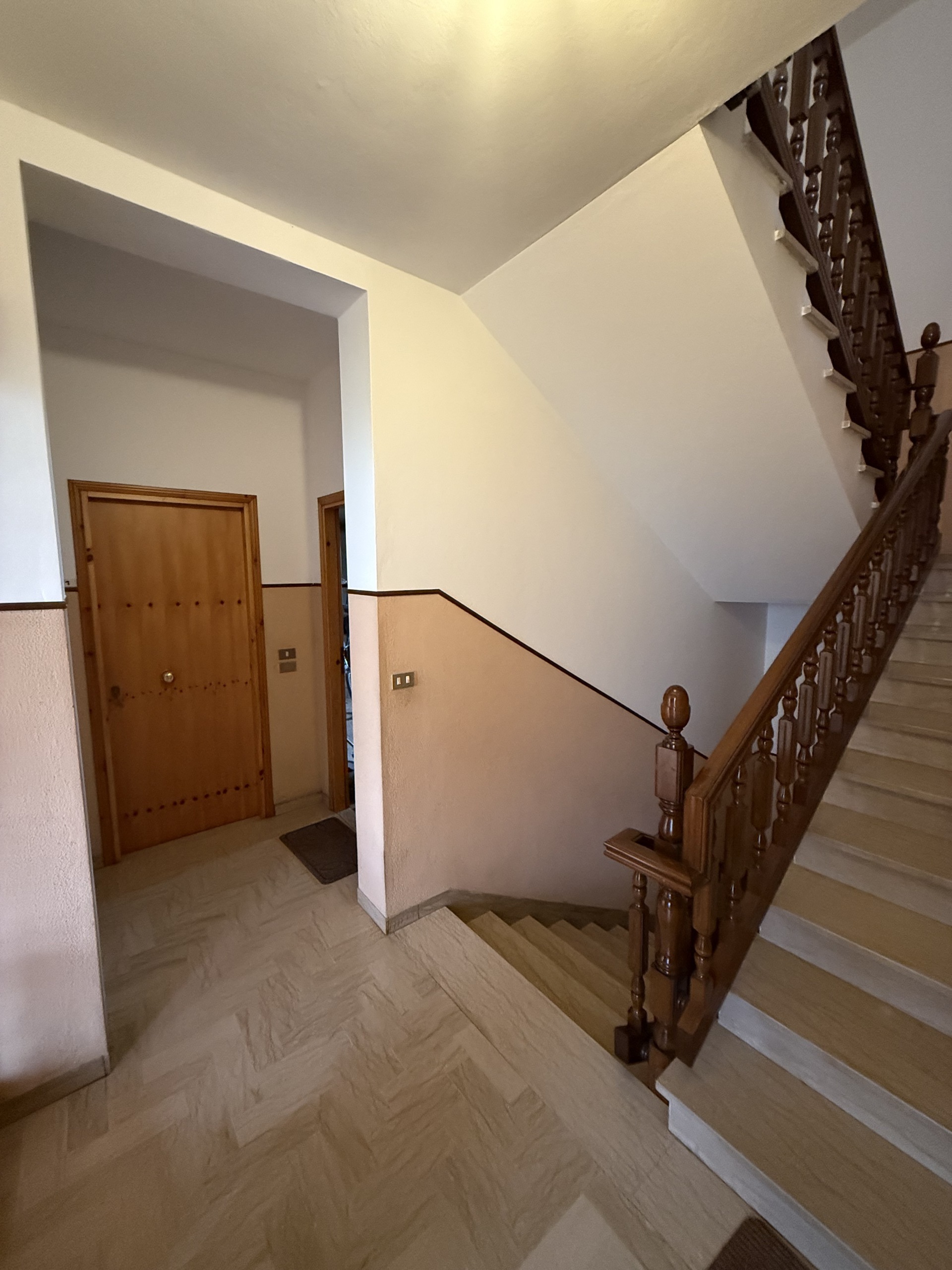 Immagine 15 di Pentalocale in vendita  in Via Busca 115 a Santarcangelo Di Romagna