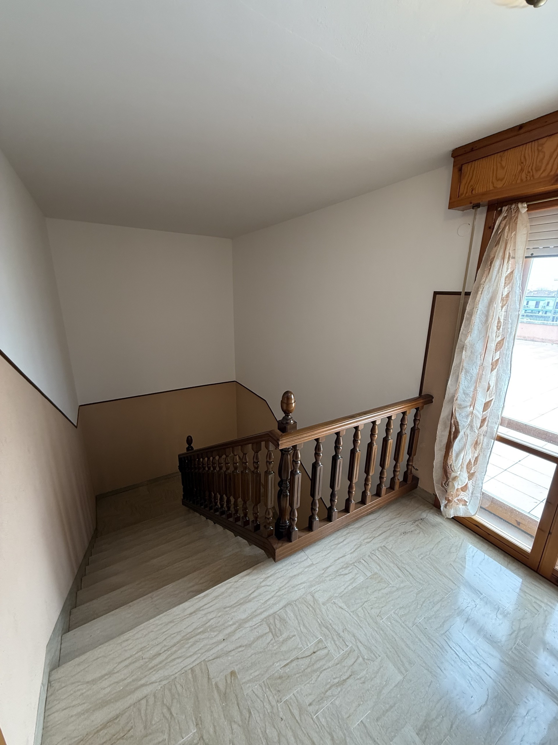 Immagine 18 di Pentalocale in vendita  in Via Busca 115 a Santarcangelo Di Romagna