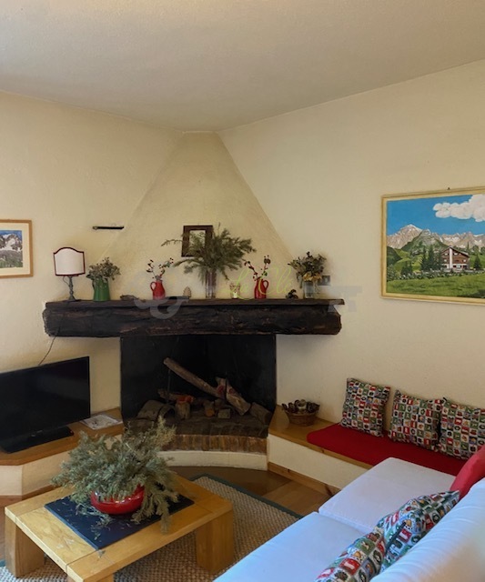 Immagine 1 di Trilocale in affitto  a Pre'-Saint-Didier