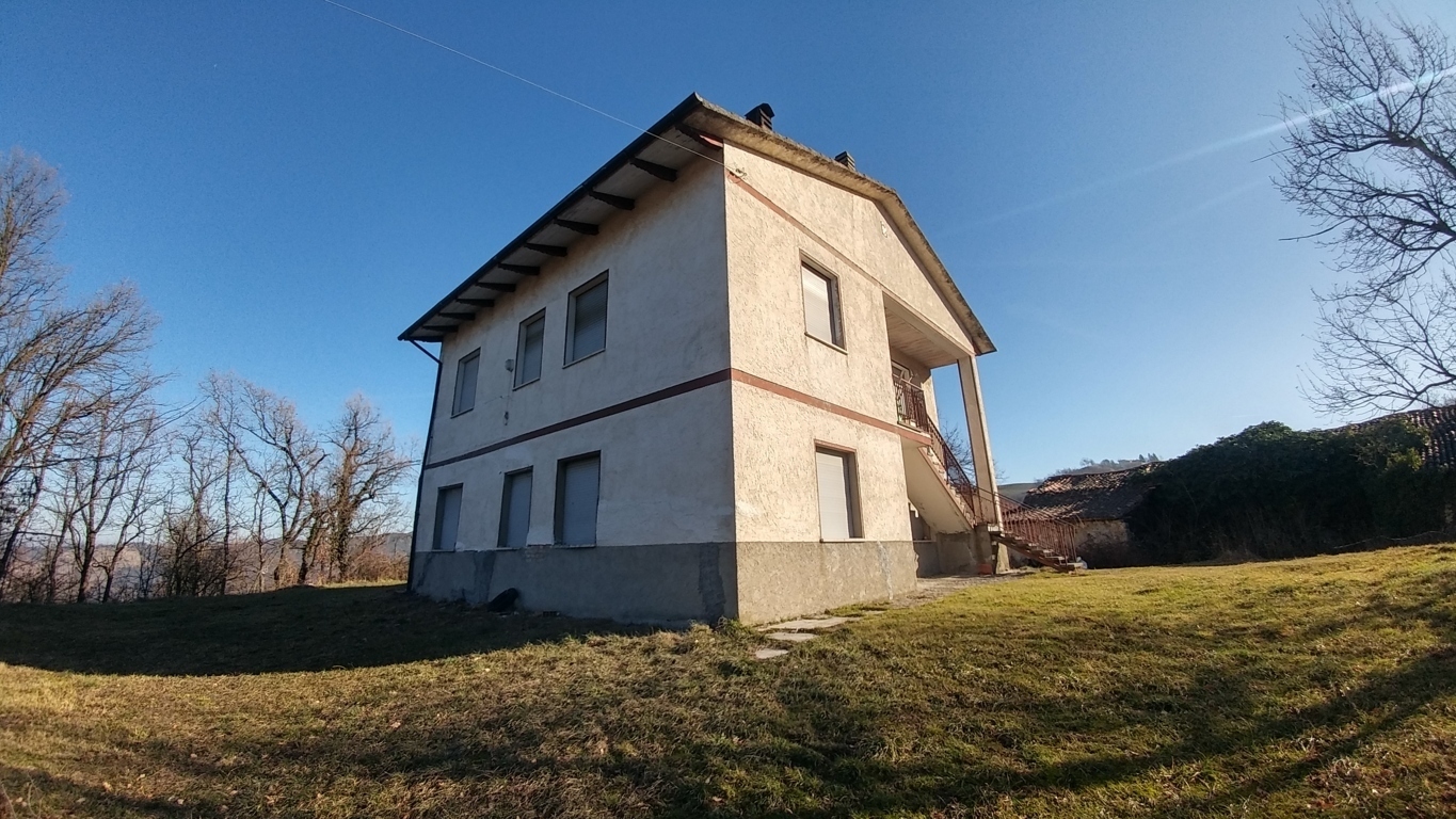 Immagine 6 di Rustico / casale in vendita  in Via della Pace 4 a Valsamoggia