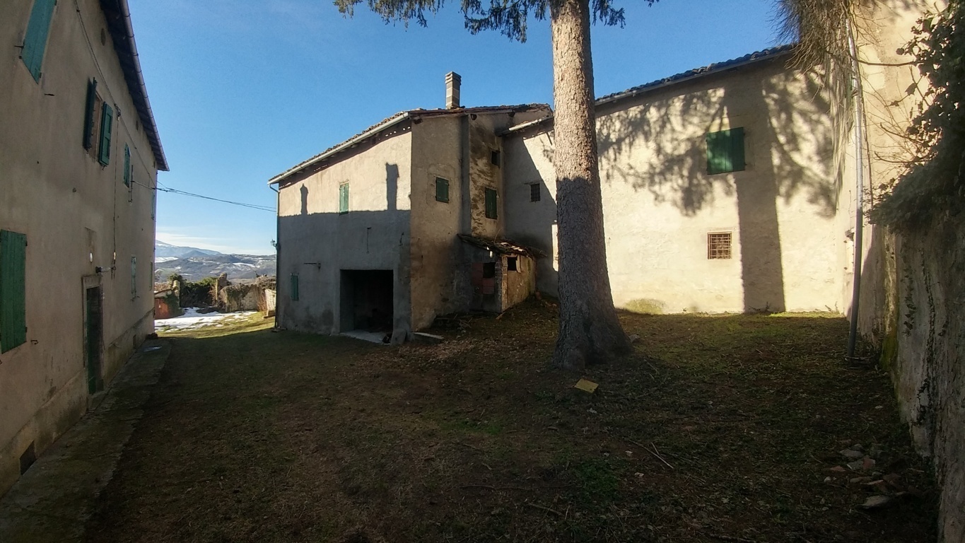 Immagine 11 di Rustico / casale in vendita  a Zocca