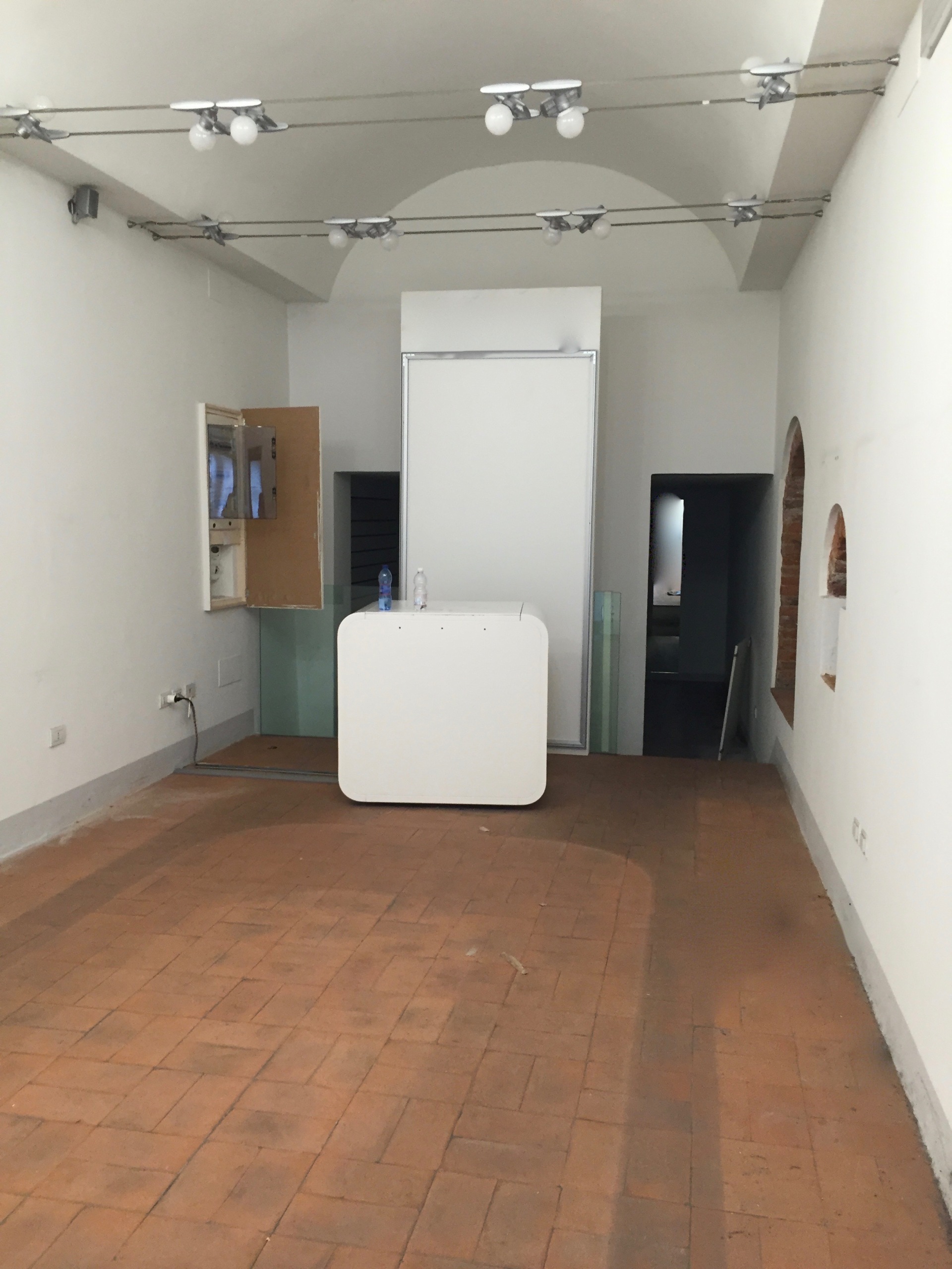 Immagine 3 di Attività commerciale in vendita  in beccheri a Lucca