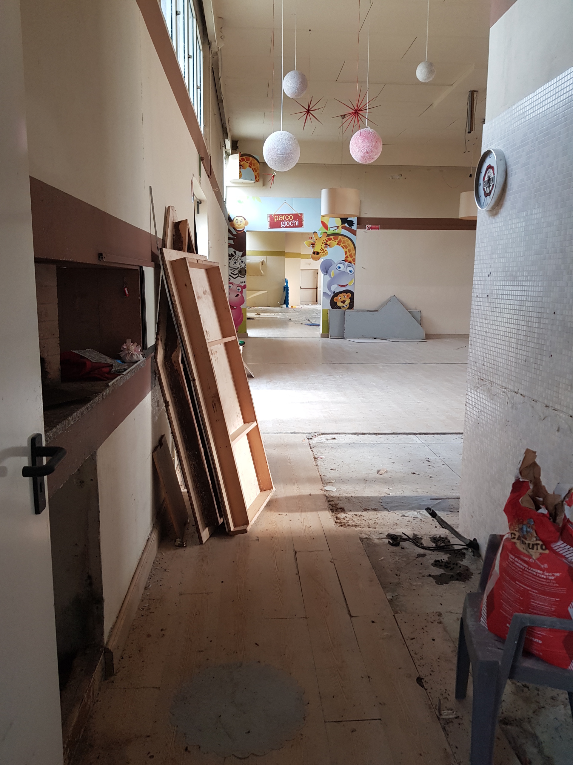 Immagine 5 di Capannone industriale in vendita  in Via della Madonnina a Capannori