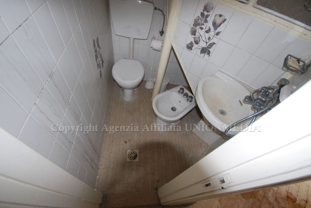 Immagine 7 di Casa semindipendente in vendita  a Sarzana