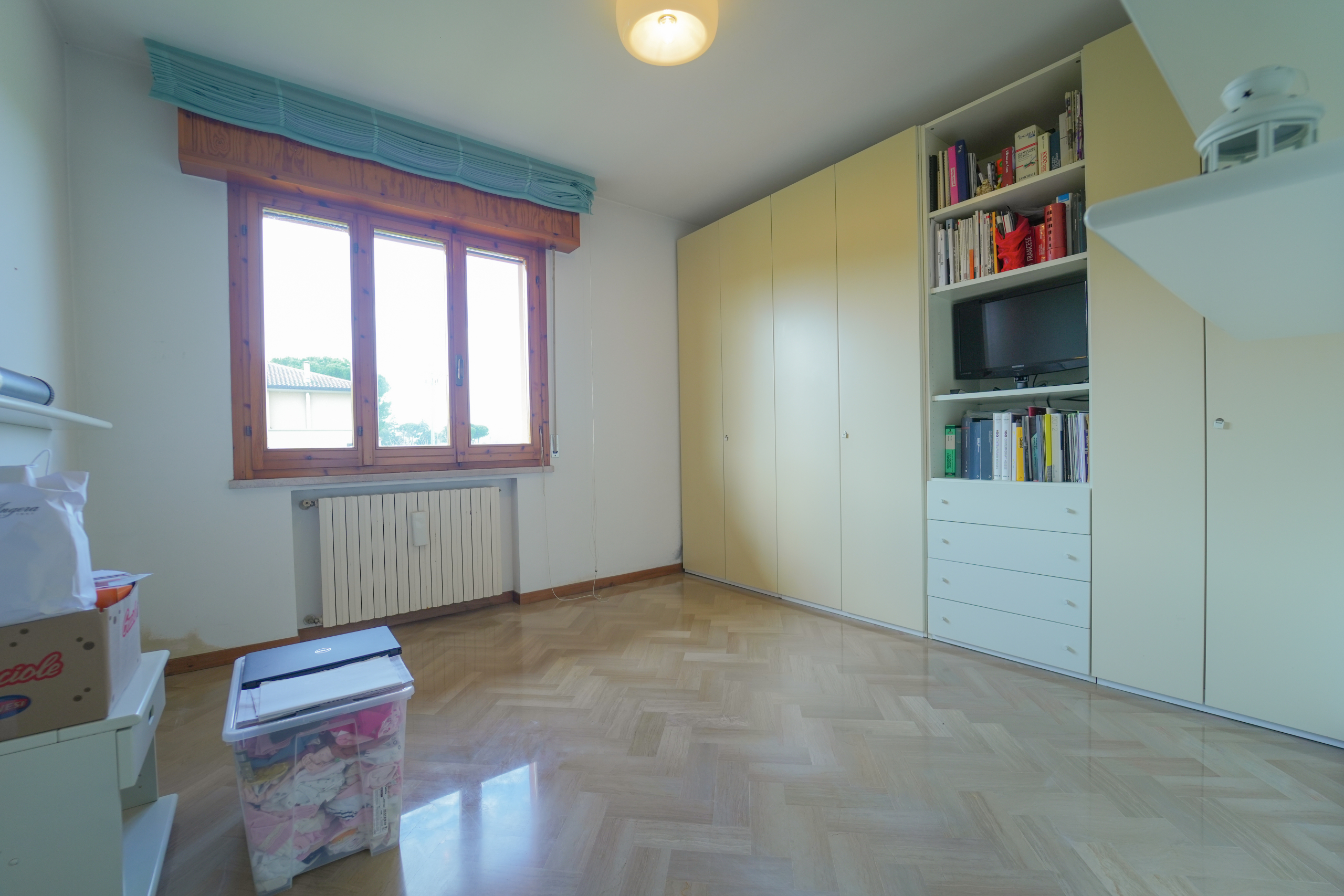 Immagine 43 di Pentalocale in vendita  in Via Busca 115 a Santarcangelo Di Romagna