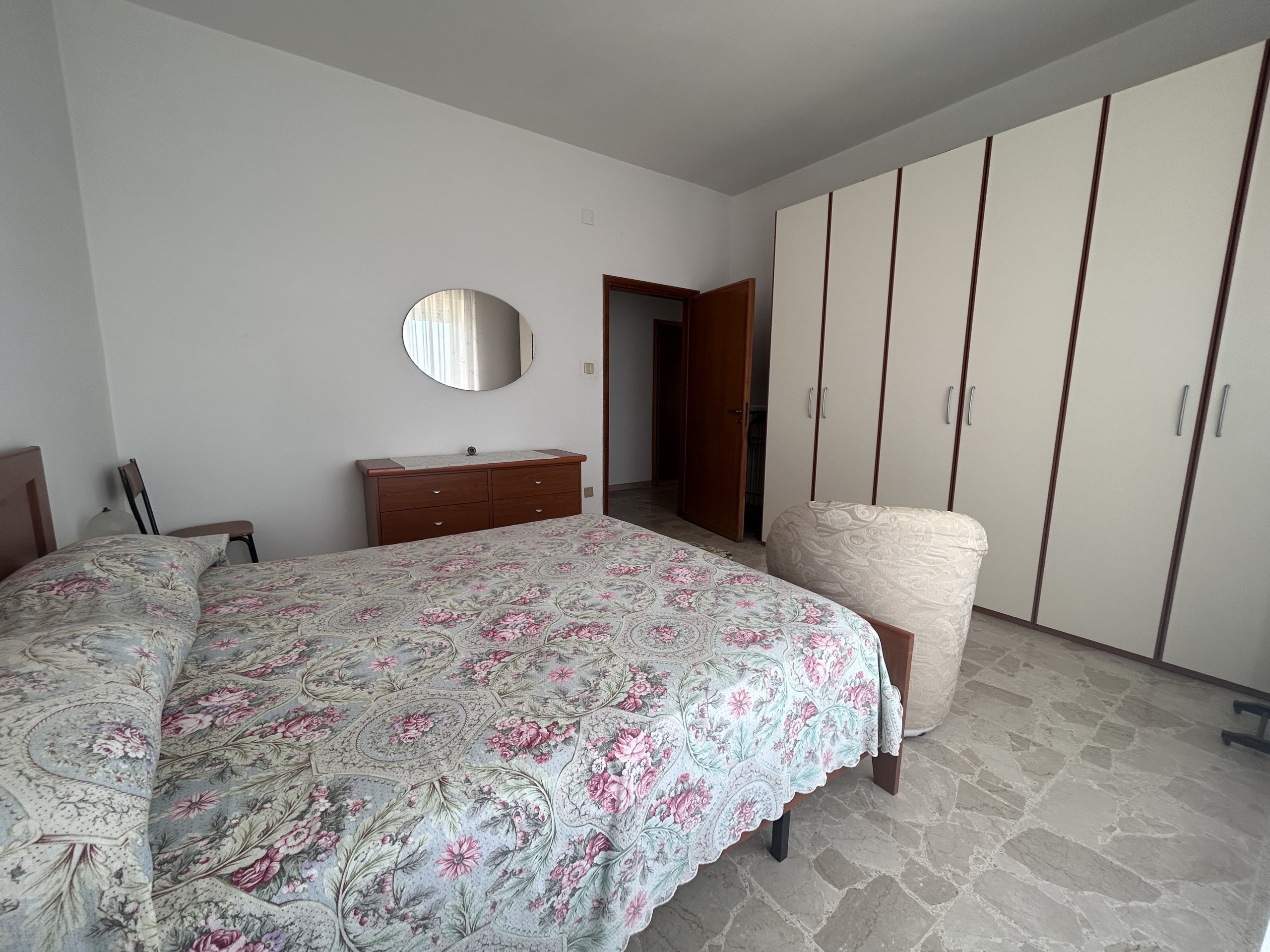 Immagine 17 di Pentalocale in vendita  in Viale Maiella 23/A a Chieti