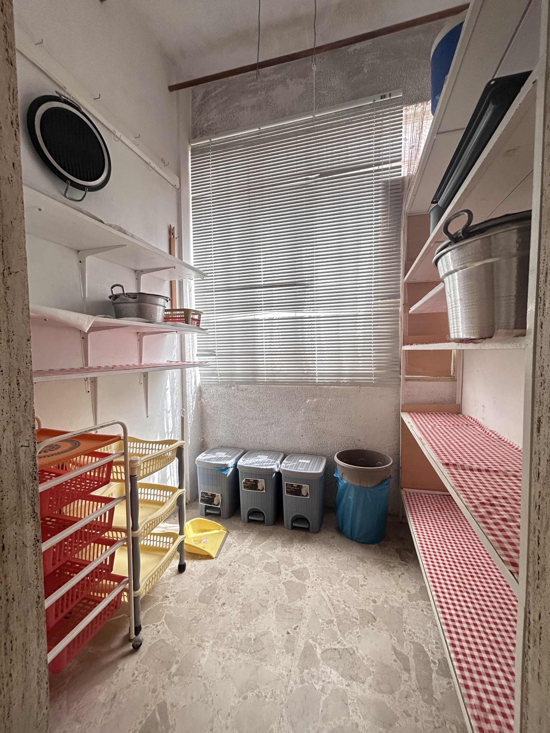 Immagine 11 di Pentalocale in vendita  in Viale Maiella 23/A a Chieti