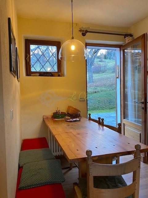 Immagine 6 di Trilocale in affitto  a Pre'-Saint-Didier