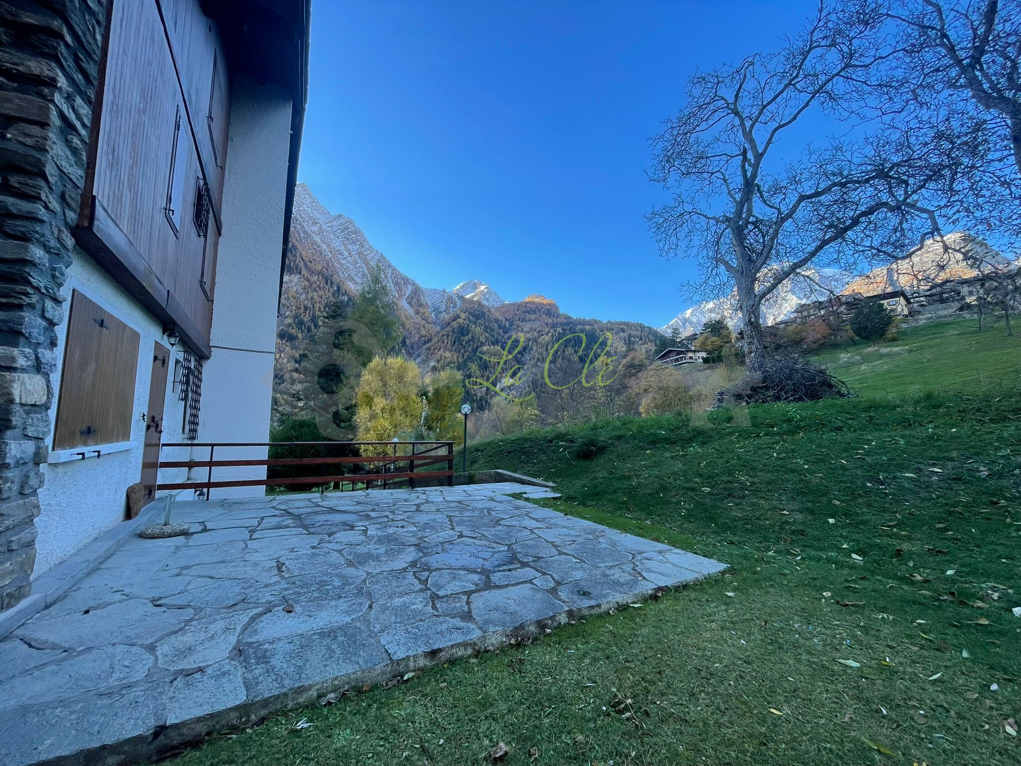 Immagine 19 di Trilocale in affitto  a Pre'-Saint-Didier