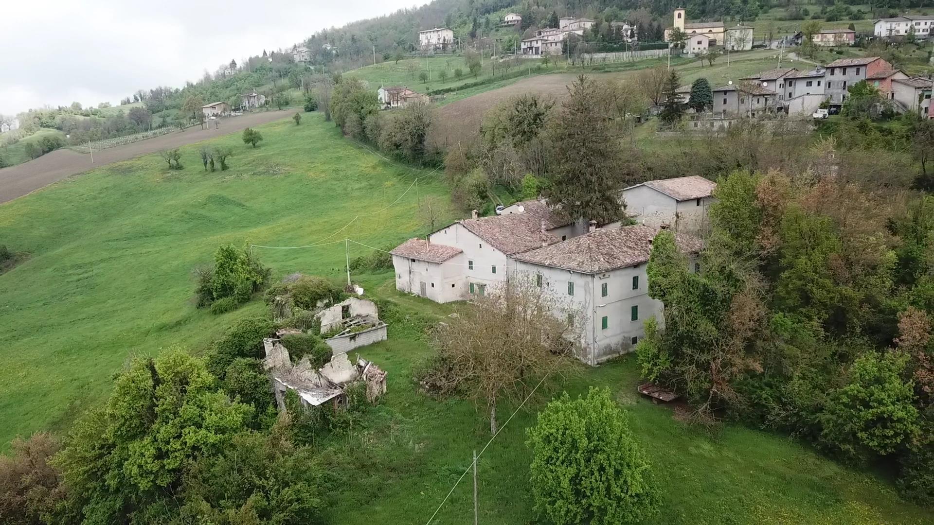 Immagine 27 di Rustico / casale in vendita  a Zocca