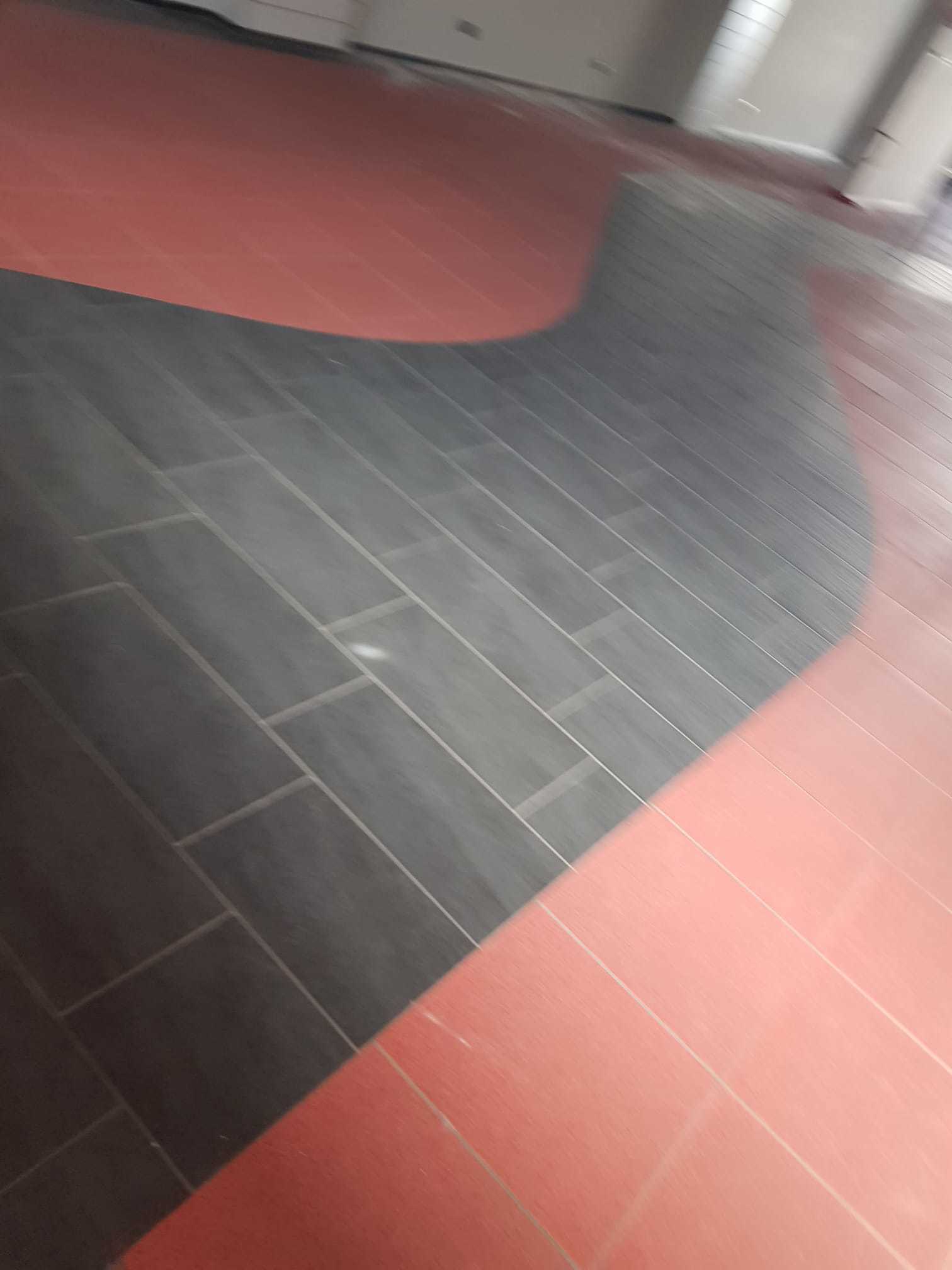 Immagine 5 di Locale commerciale in affitto  in via delle ville prima a Lucca