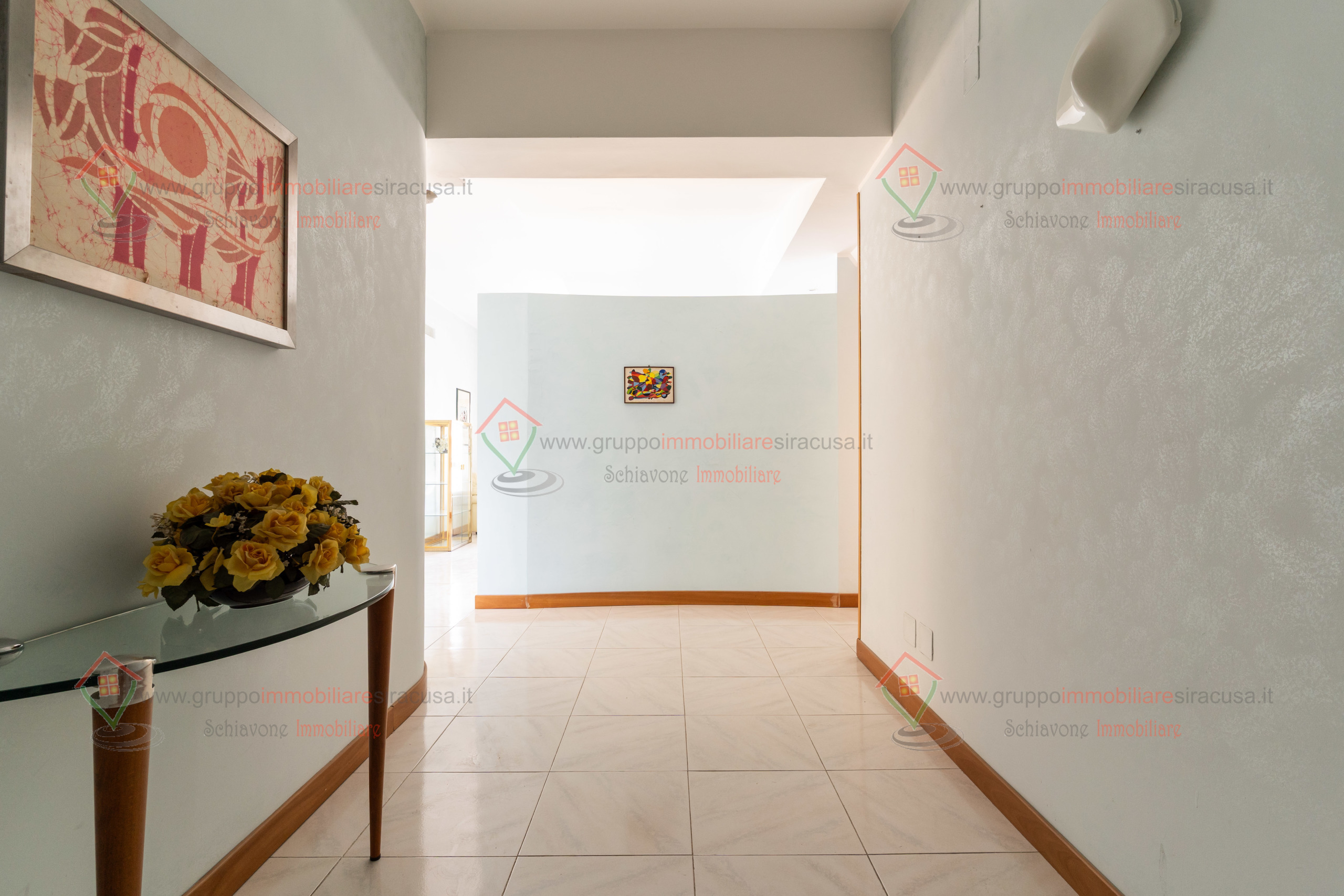 Immagine 4 di Pentalocale in vendita  a Siracusa