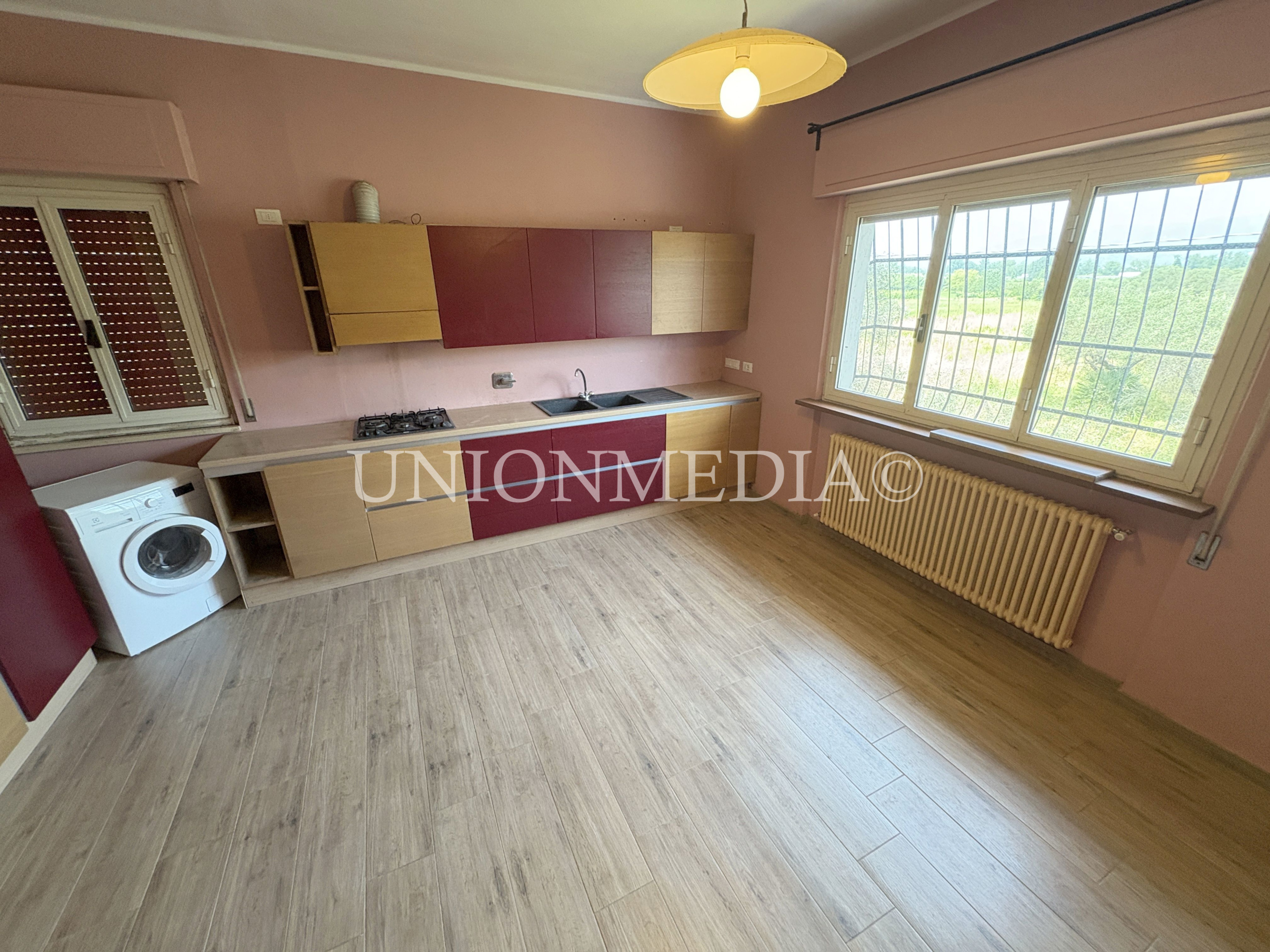 Immagine 11 di Casa indipendente in vendita  in Via bradiola a Sarzana