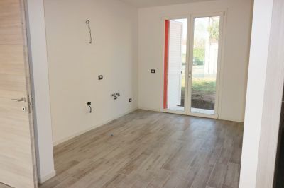 Immagine 9 di Casa bifamiliare in vendita  in Via Gina Romani 15 a Parma