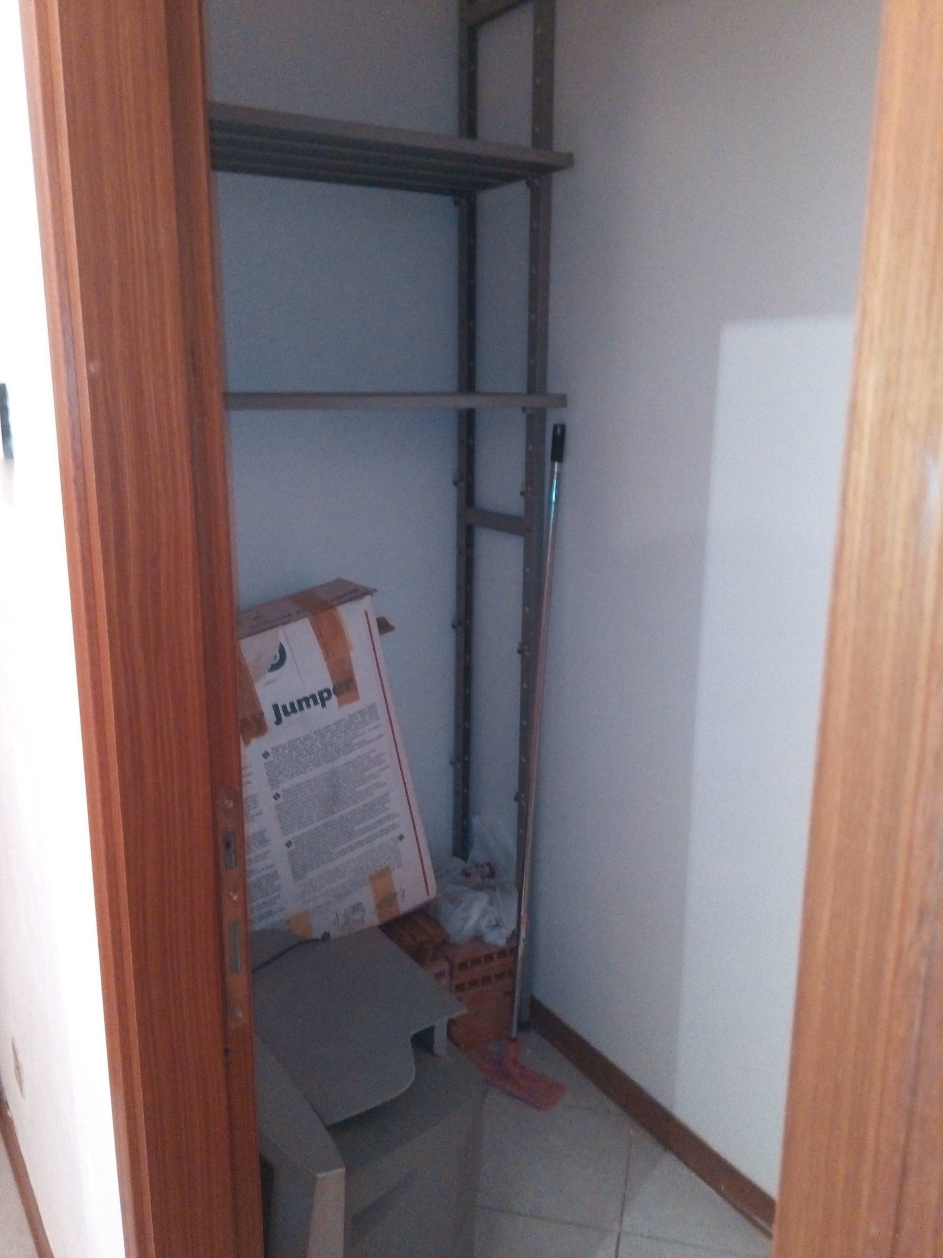 Immagine 12 di Capannone industriale in vendita  in Via di Mezzo II a Lucca