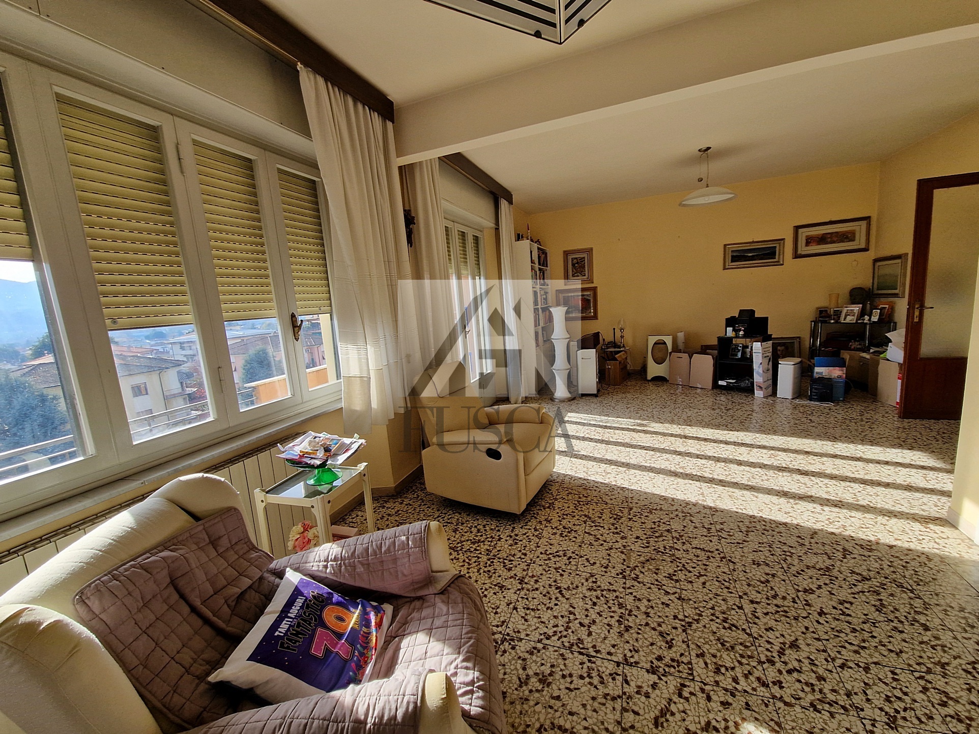 Immagine 3 di Pentalocale in vendita  in via pisana a Lucca