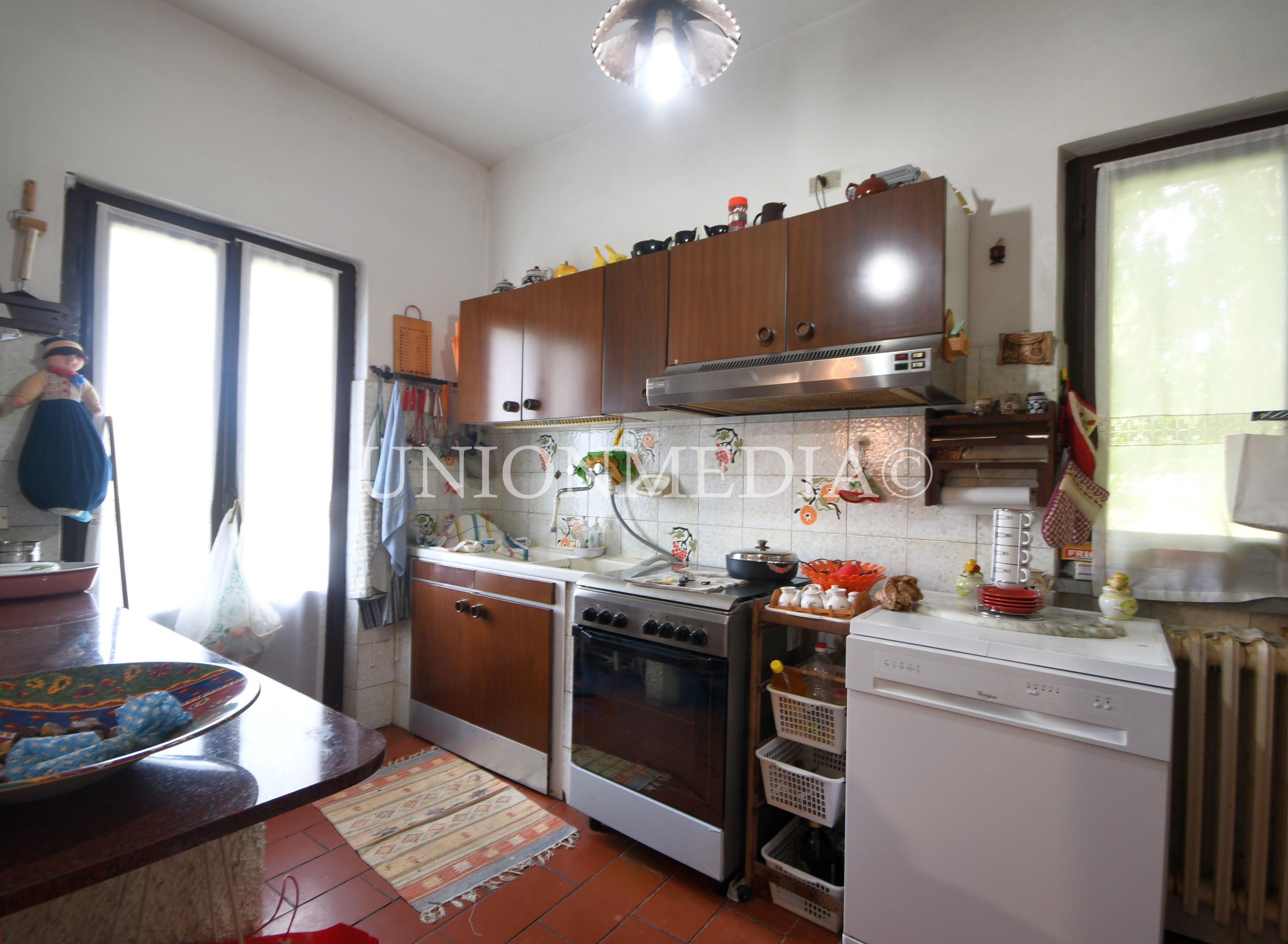 Immagine 16 di Casa indipendente in vendita  a Comano