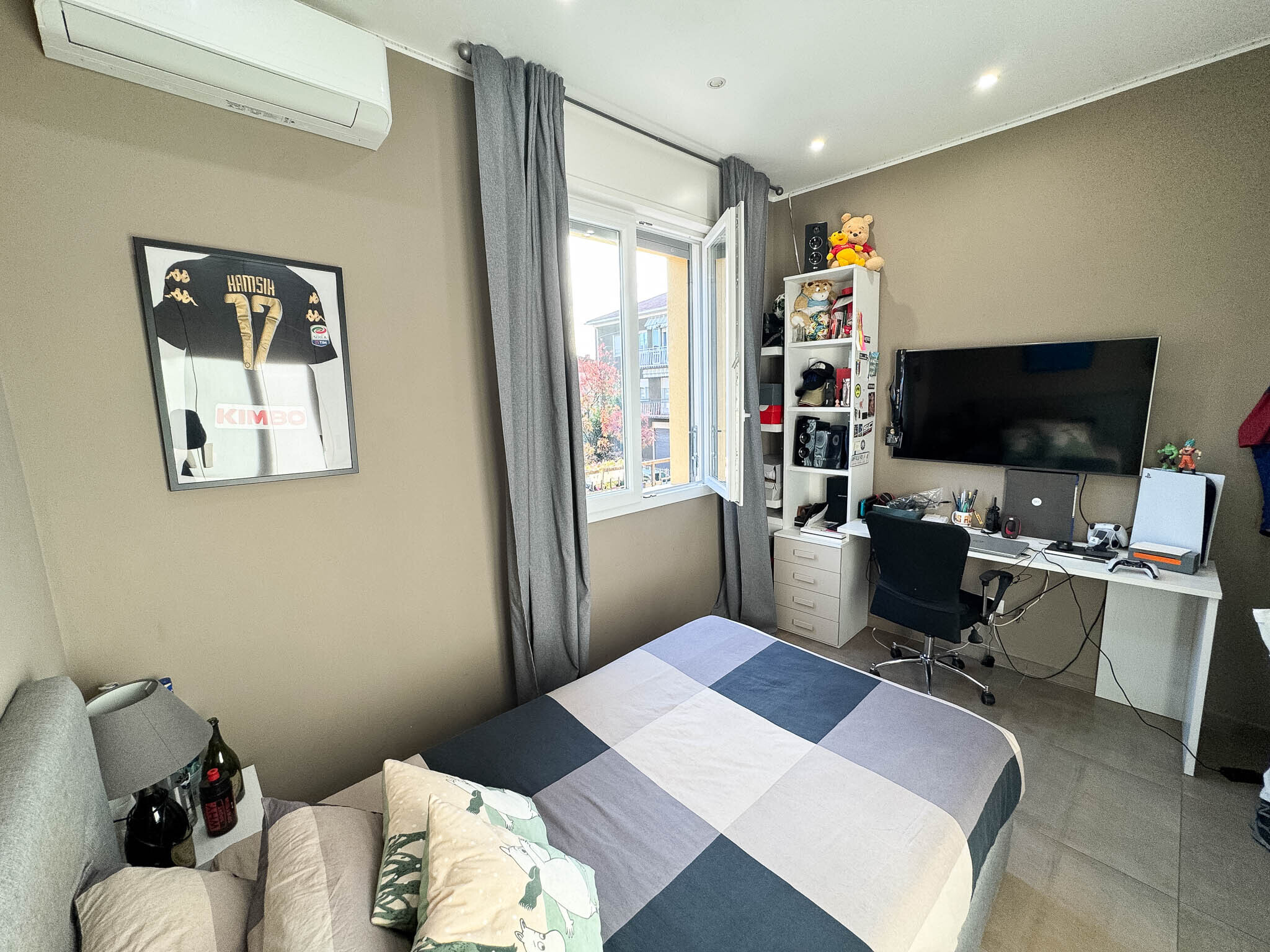 Immagine 38 di Quadrilocale in vendita  in Viale San Gottardo a Rimini