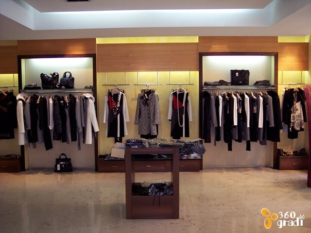 Immagine 10 di Attività commerciale in vendita  in Via Santa Croce a Lucca