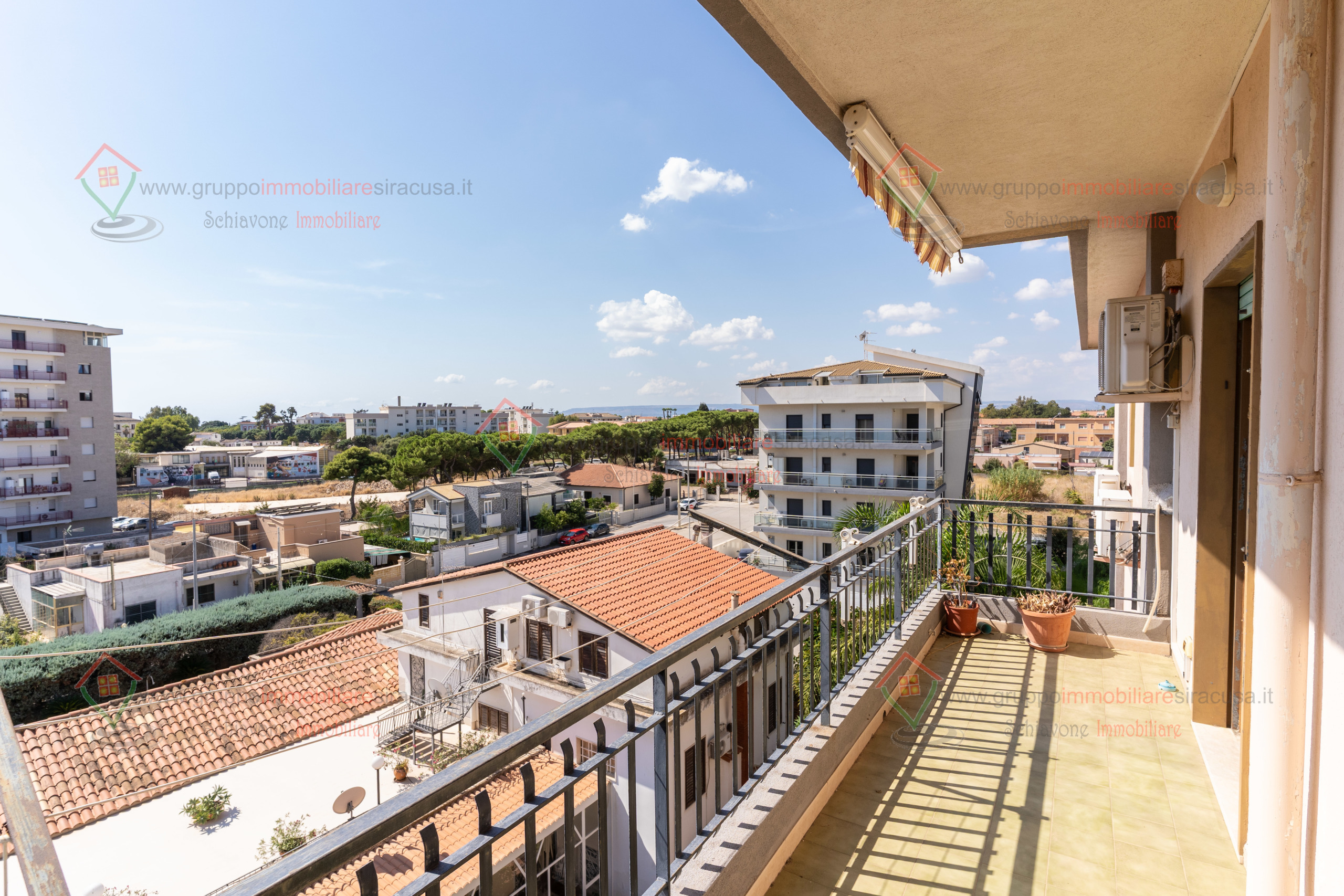 Immagine 31 di Pentalocale in vendita  a Siracusa