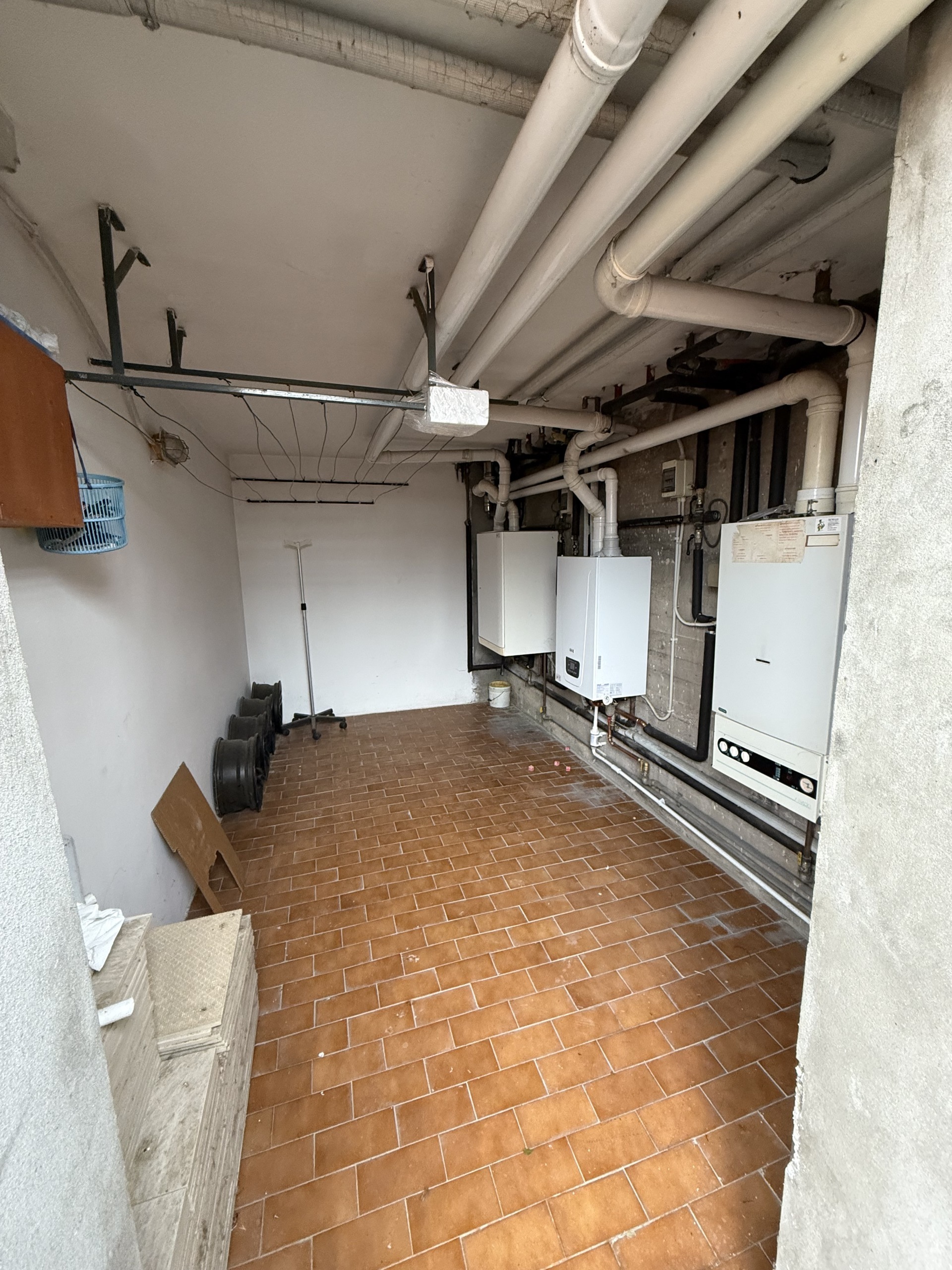 Immagine 67 di Pentalocale in vendita  in Via Busca 115 a Santarcangelo Di Romagna