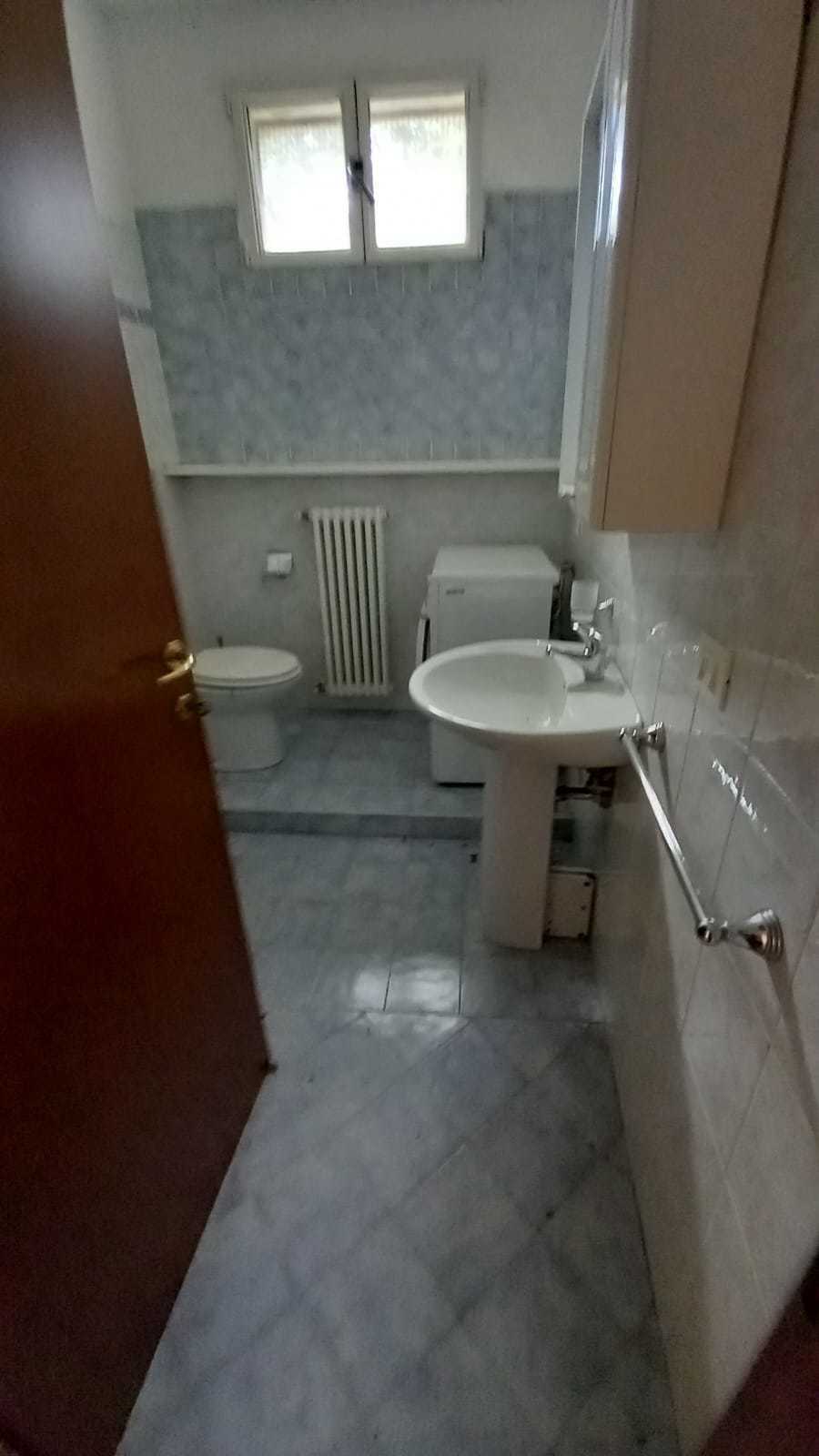 Immagine 39 di Quadrilocale in vendita  in Viale Angelo Battelli 24 a Novafeltria