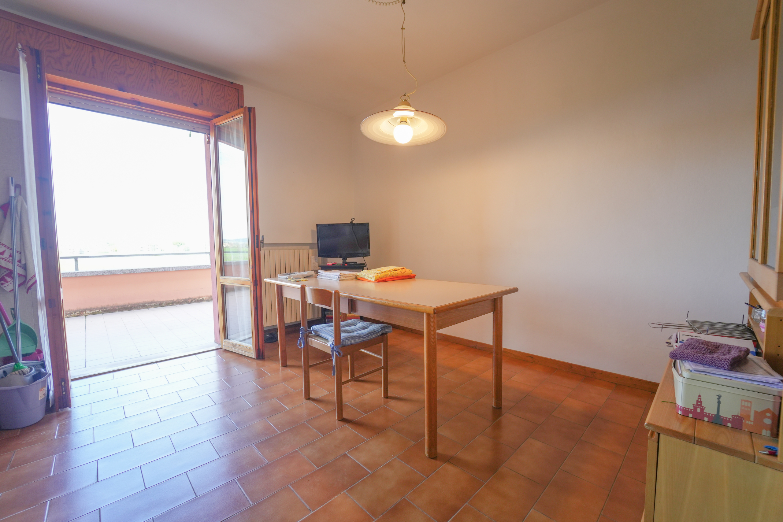 Immagine 31 di Pentalocale in vendita  in Via Busca 115 a Santarcangelo Di Romagna