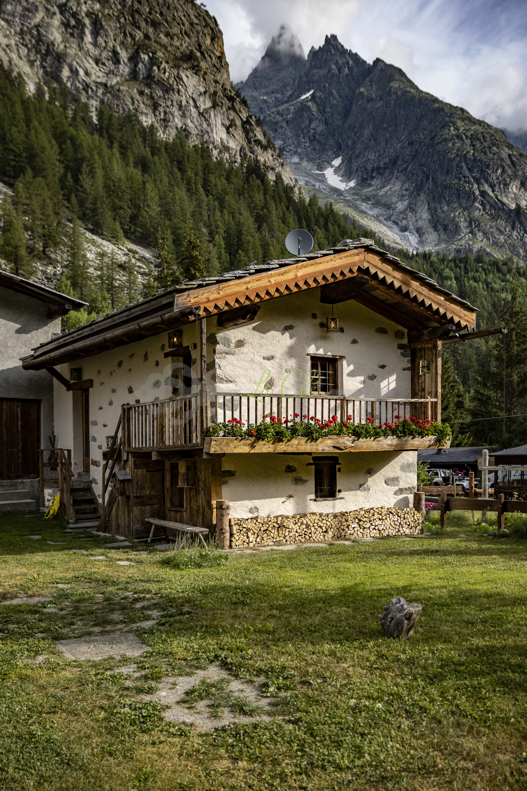 Immagine 16 di Baita in affitto  in Località Peuterey 15 a Courmayeur