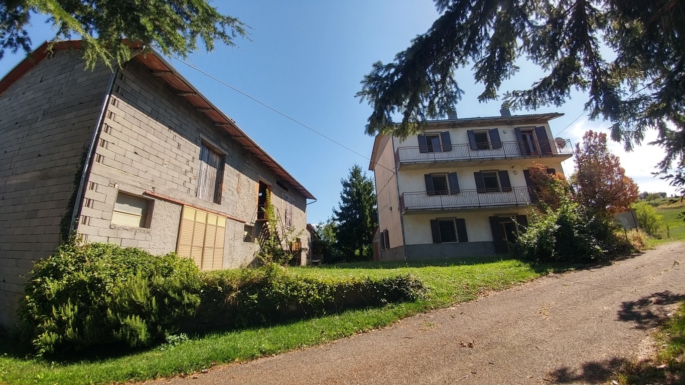 Immagine 2 di Rustico / casale in vendita  in Via Mauro Tesi 1046 a Zocca