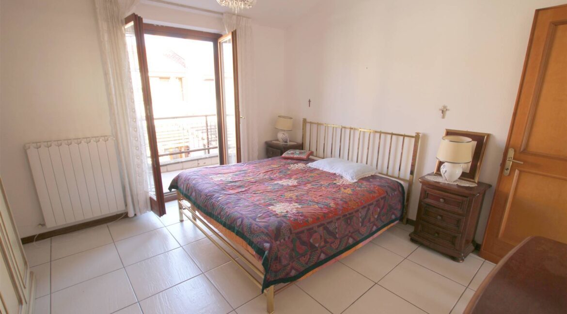 Immagine 10 di Villetta a schiera in vendita  in SS3 1240 a Terni