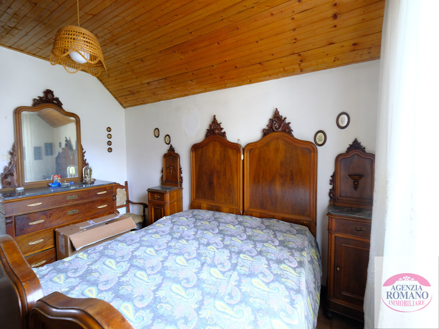 Immagine 8 di Rustico / casale in vendita  a Urbe