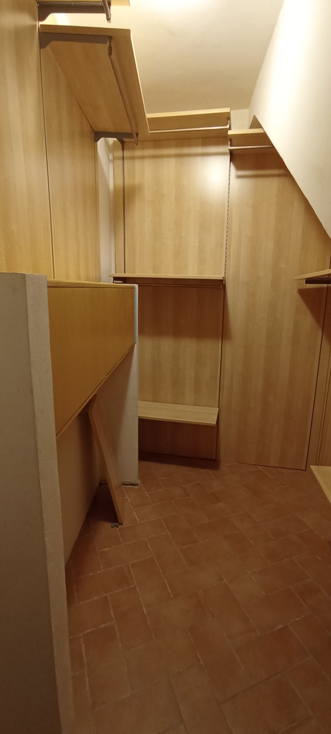 Immagine 13 di Casa indipendente in vendita  a Chiaramonte Gulfi