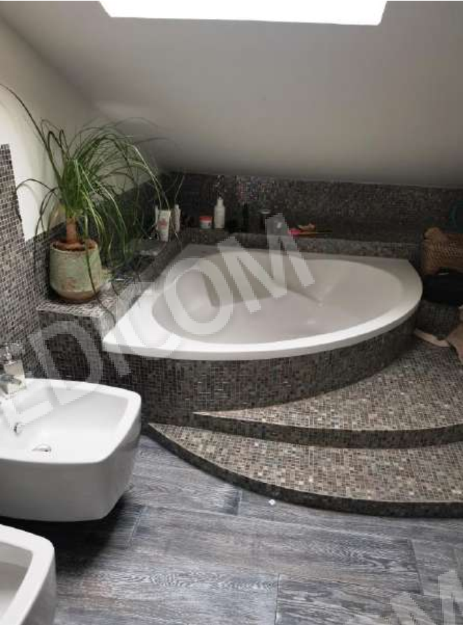 Immagine 4 di Casa indipendente in vendita  a Cervia