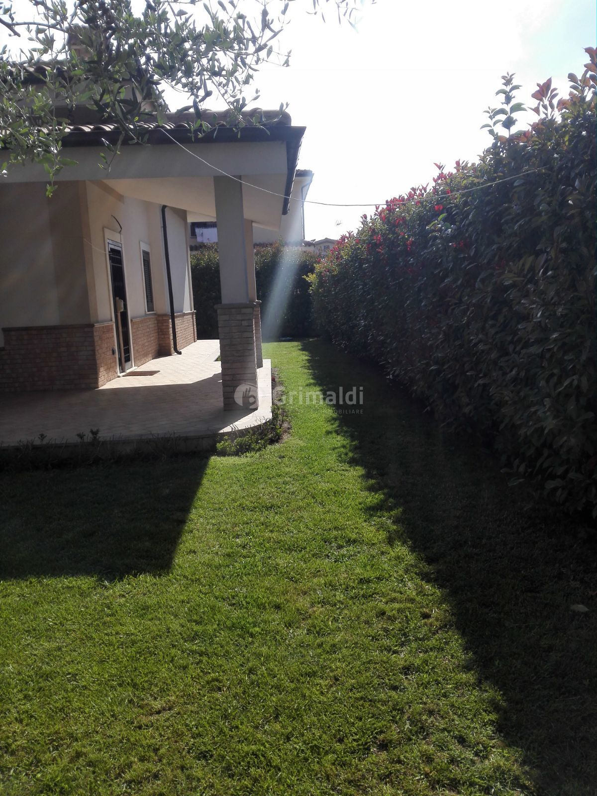 Immagine 12 di Casa bifamiliare in vendita  in Via Aurora 22 a Anzio