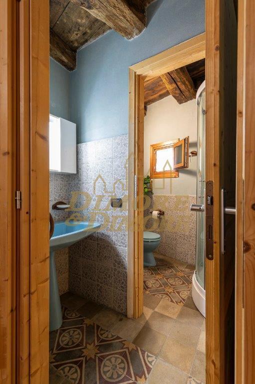 Immagine 13 di Bilocale in vendita  in Piazza Milano 8A a Colazza