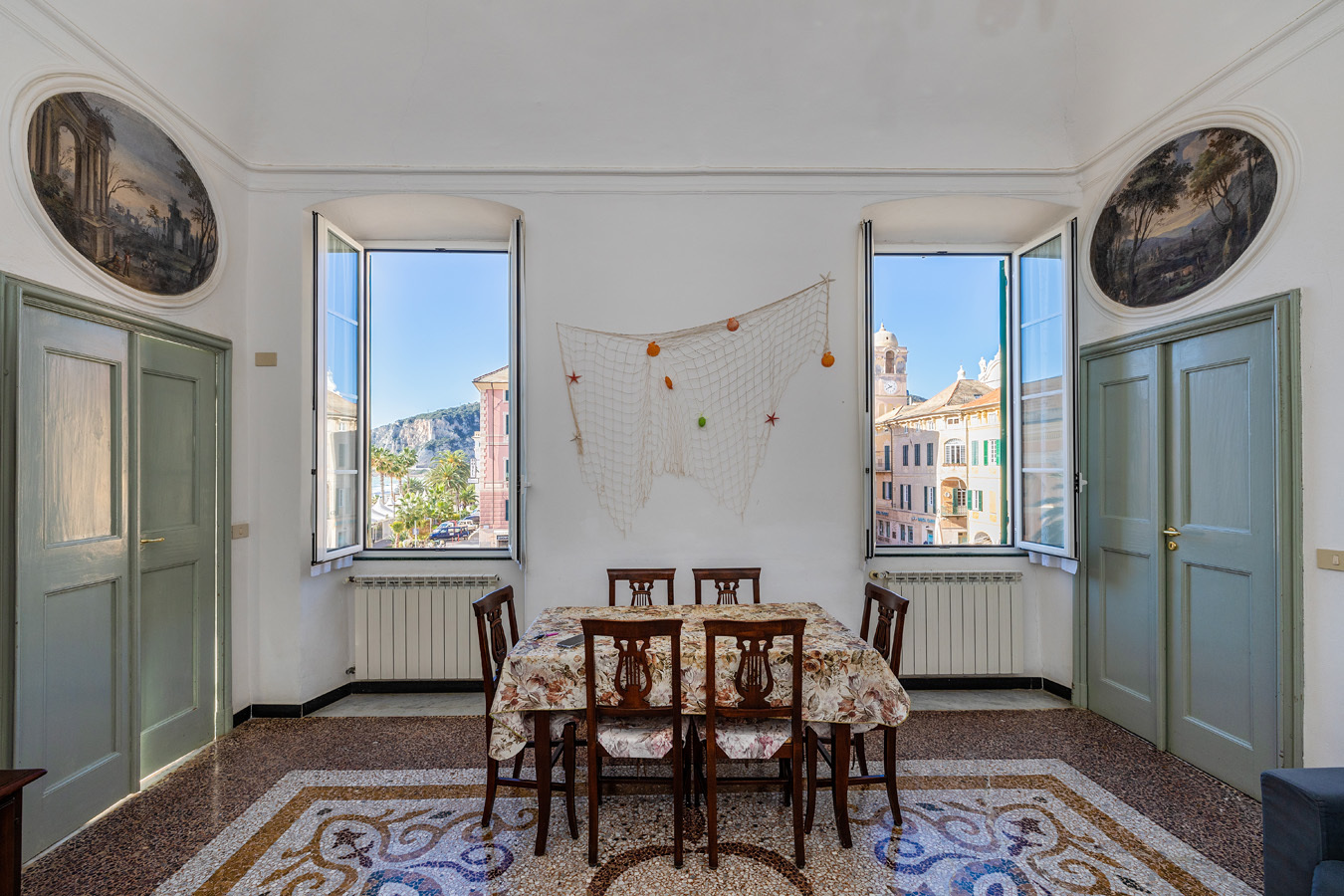 Immagine 3 di Trilocale in affitto  in Piazza Vittorio Emanuele II a Finale Ligure