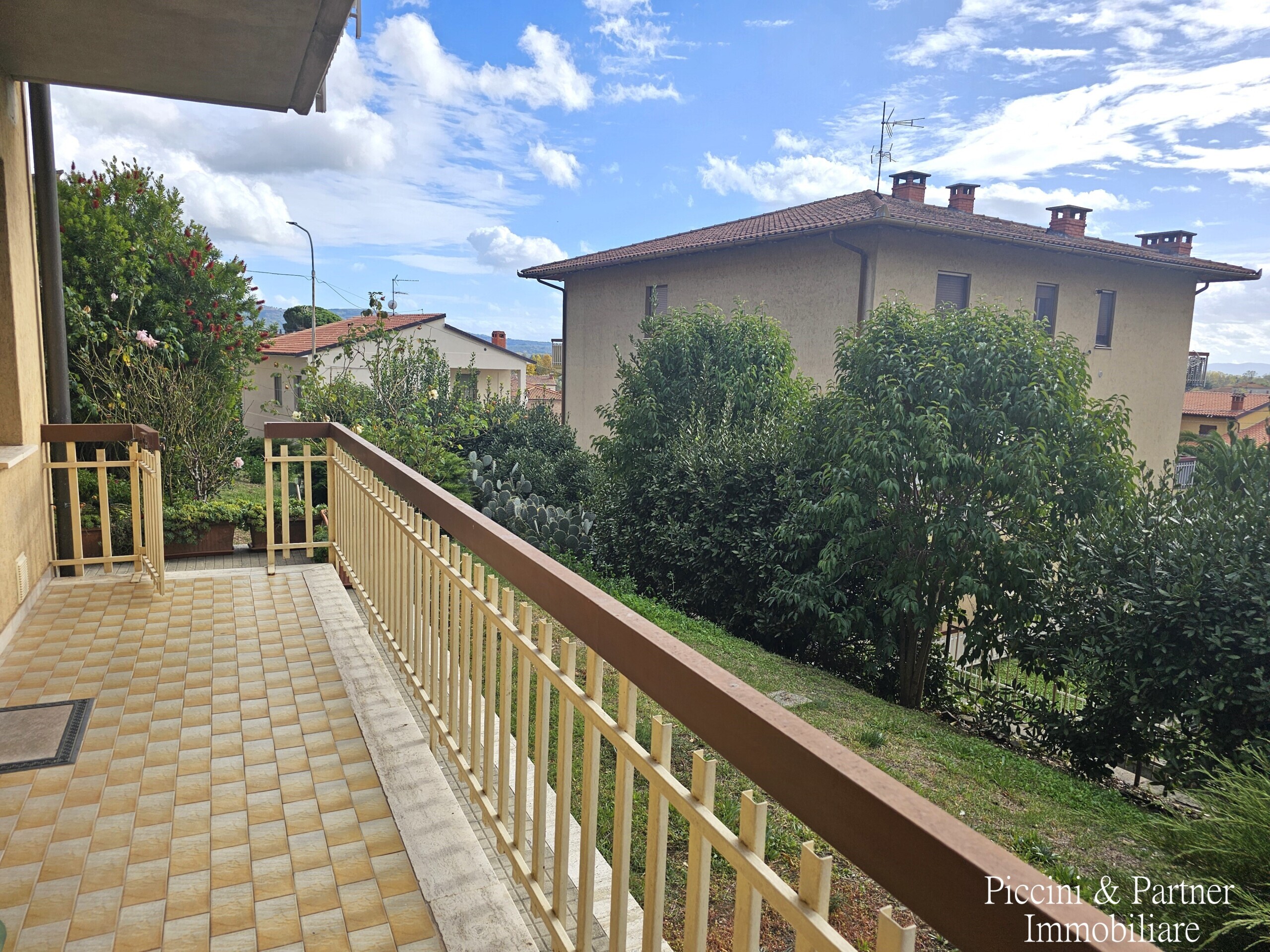 Immagine 29 di Quadrilocale in vendita  in Via Anton Maria Garbi 2 a Tuoro Sul Trasimeno