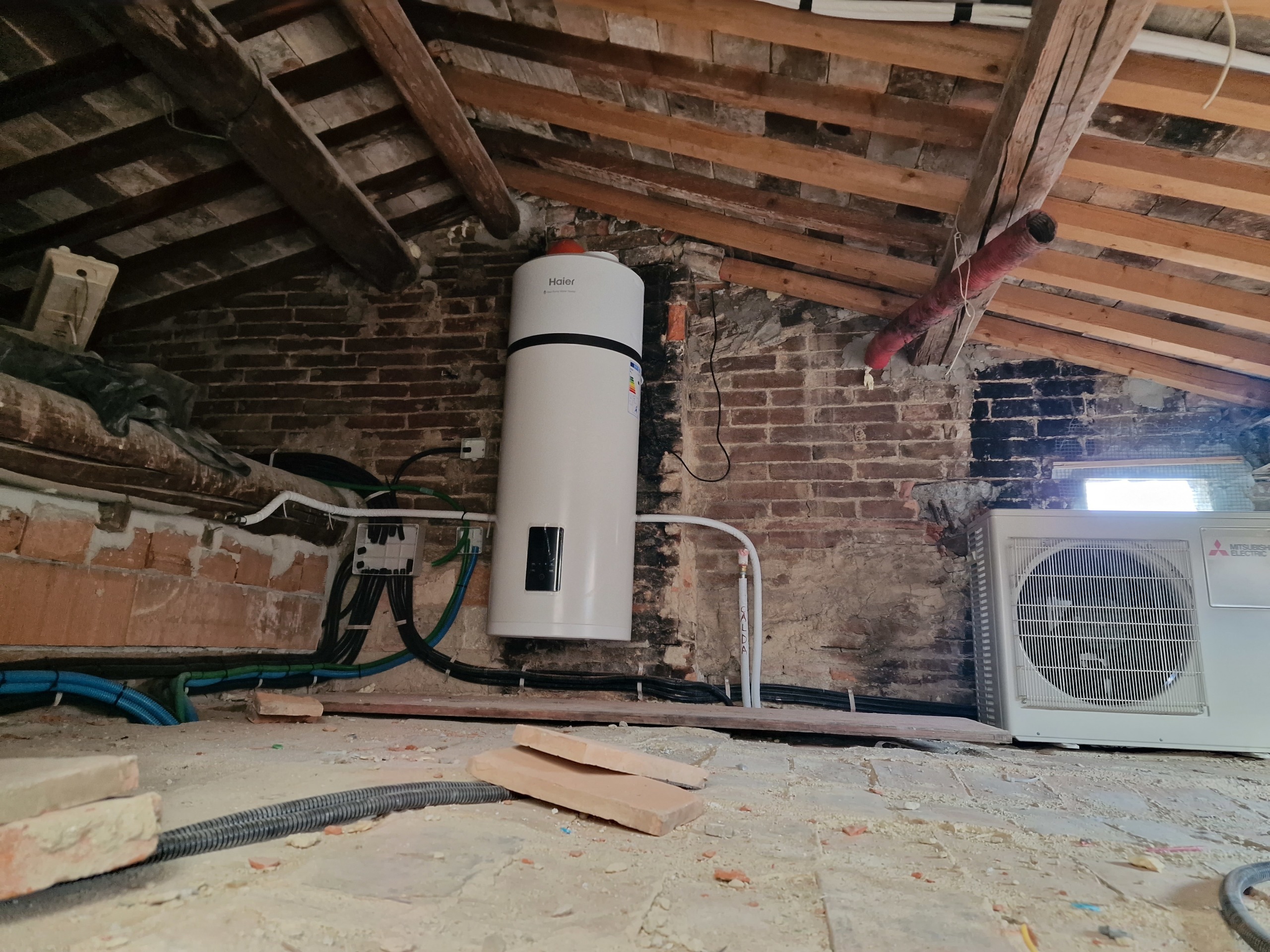 Immagine 30 di Trilocale in vendita  in Via Camillo Benso Conte di Cavour 73 a Torrita Di Siena