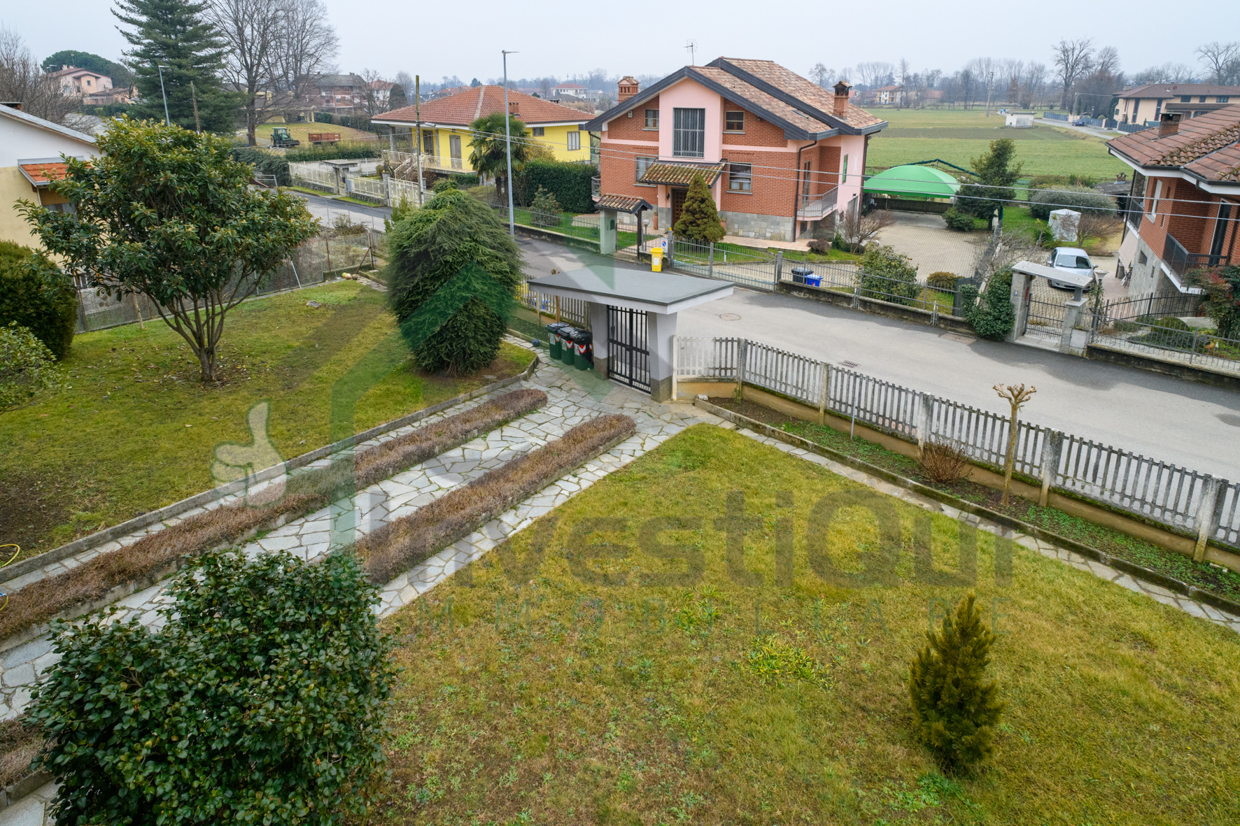 Immagine 25 di Quadrilocale in vendita  a Nole